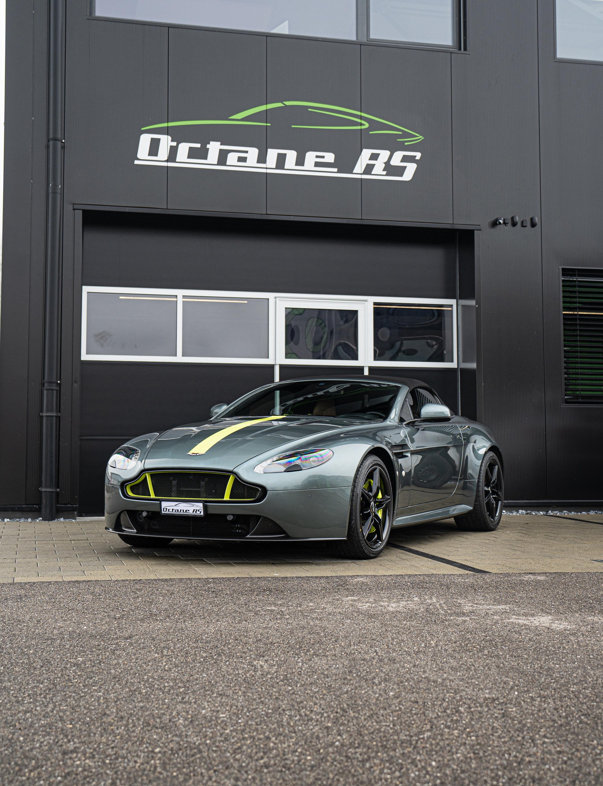 ASTON MARTIN V8 Vantage 4.7 S AMR-image-0