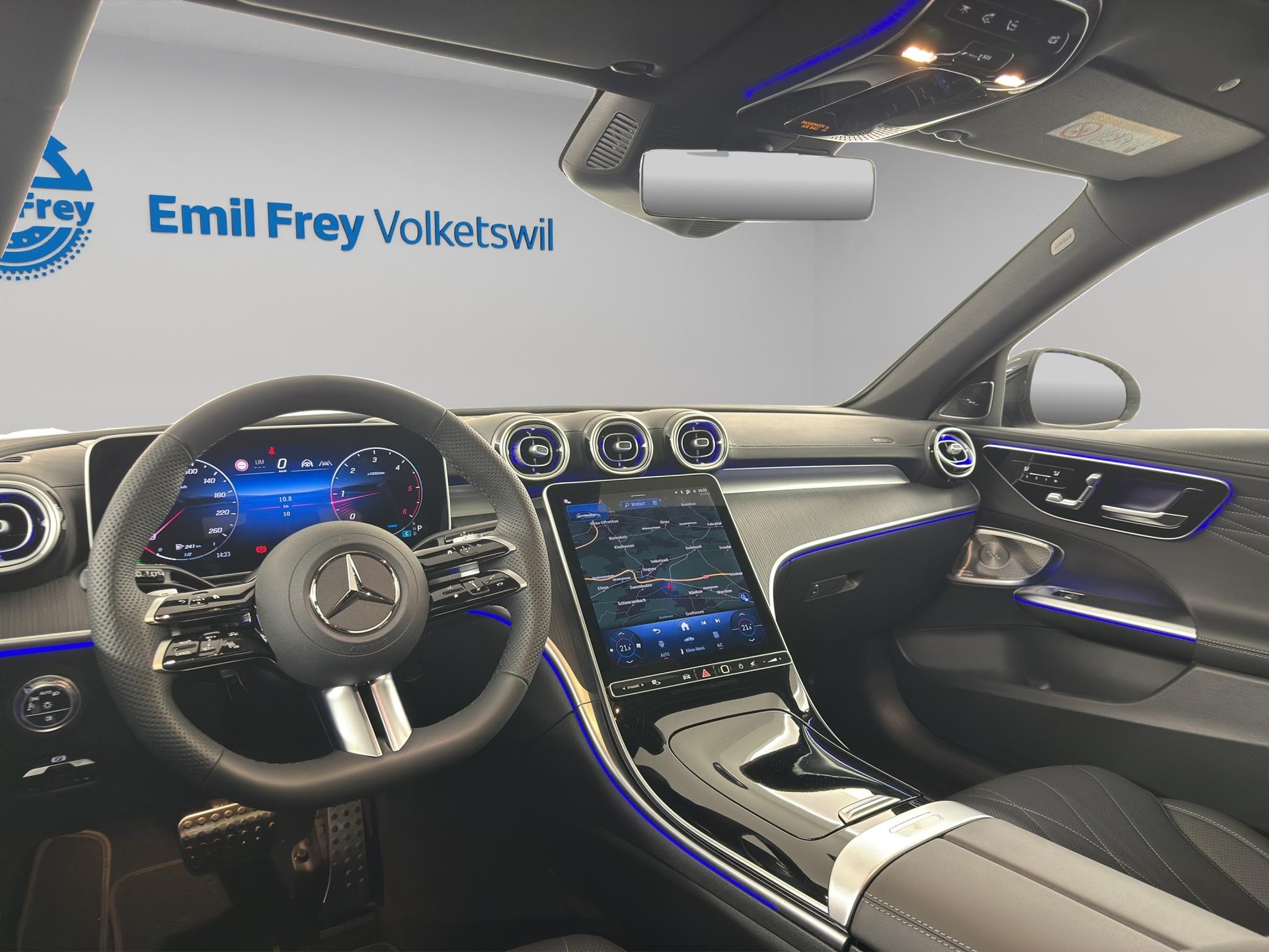MERCEDES-BENZ C 220 d Swiss Star AMG Line 4matic Kombi-image-9