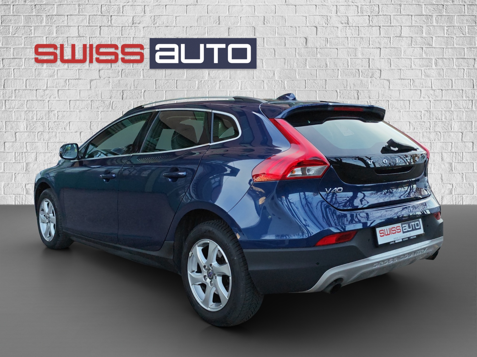 VOLVO V40 Cross Country T4 2.0 AWD Ocean Race Geartronic-image-6