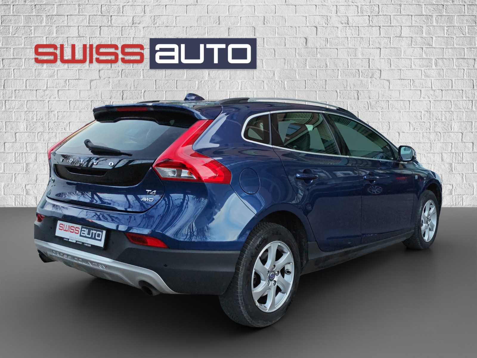VOLVO V40 Cross Country T4 2.0 AWD Ocean Race Geartronic-image-4
