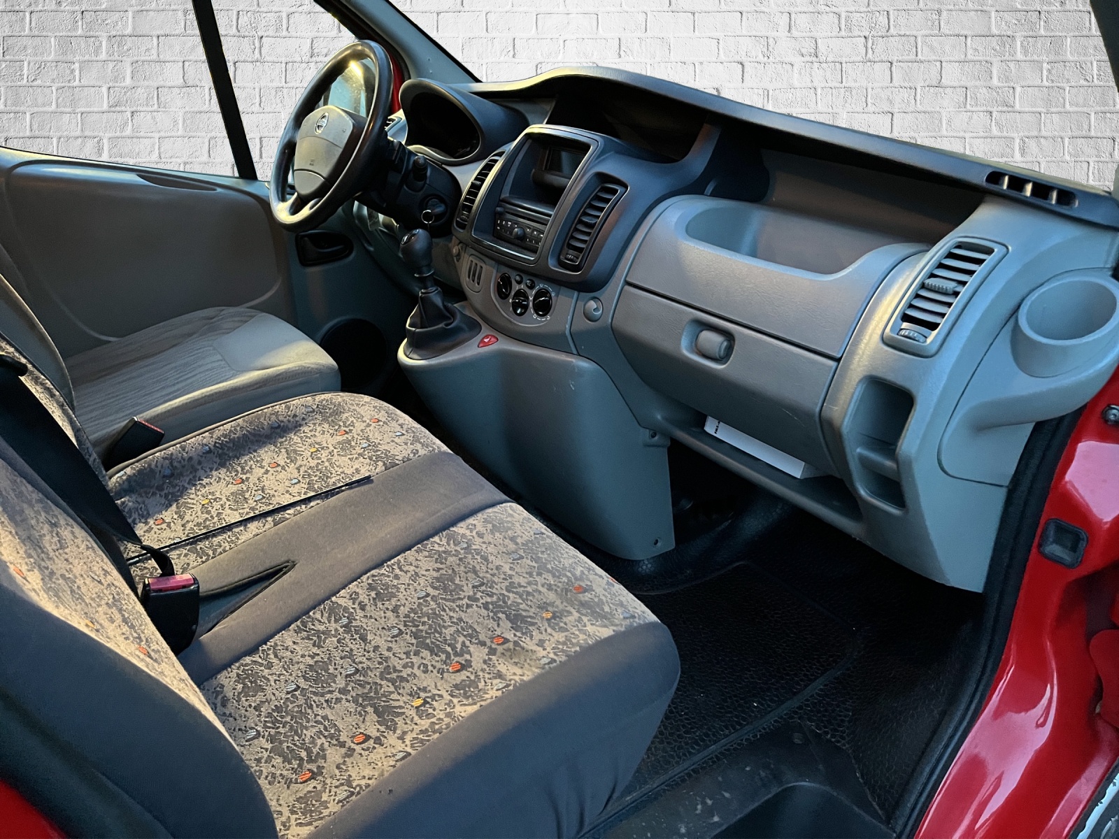 NISSAN Primastar 2.0dCi 115 L1H1 Comfort 2.9t-image-11