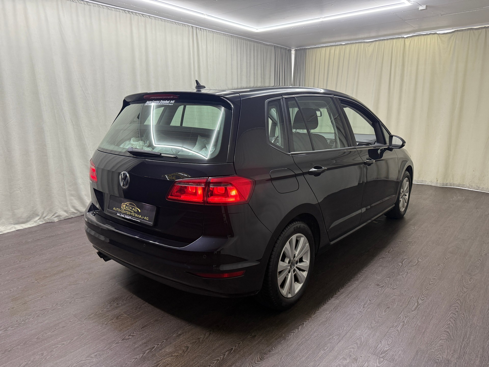 VW Golf Sportsvan 2.0 TDI Comfortline DSG-image-3