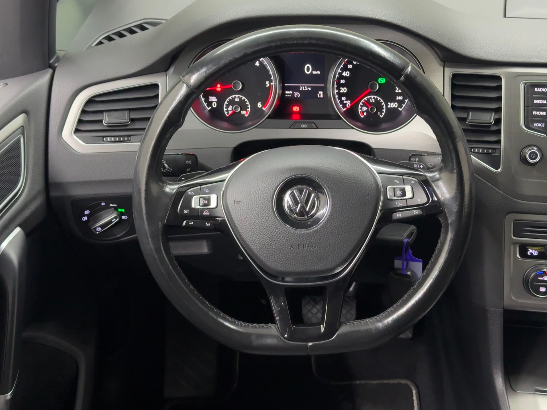 VW Golf Sportsvan 2.0 TDI Comfortline DSG-image-7