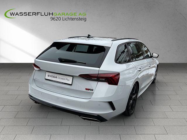 SKODA Octavia Combi 2.0 TDI DSG RS 4x4-image-10