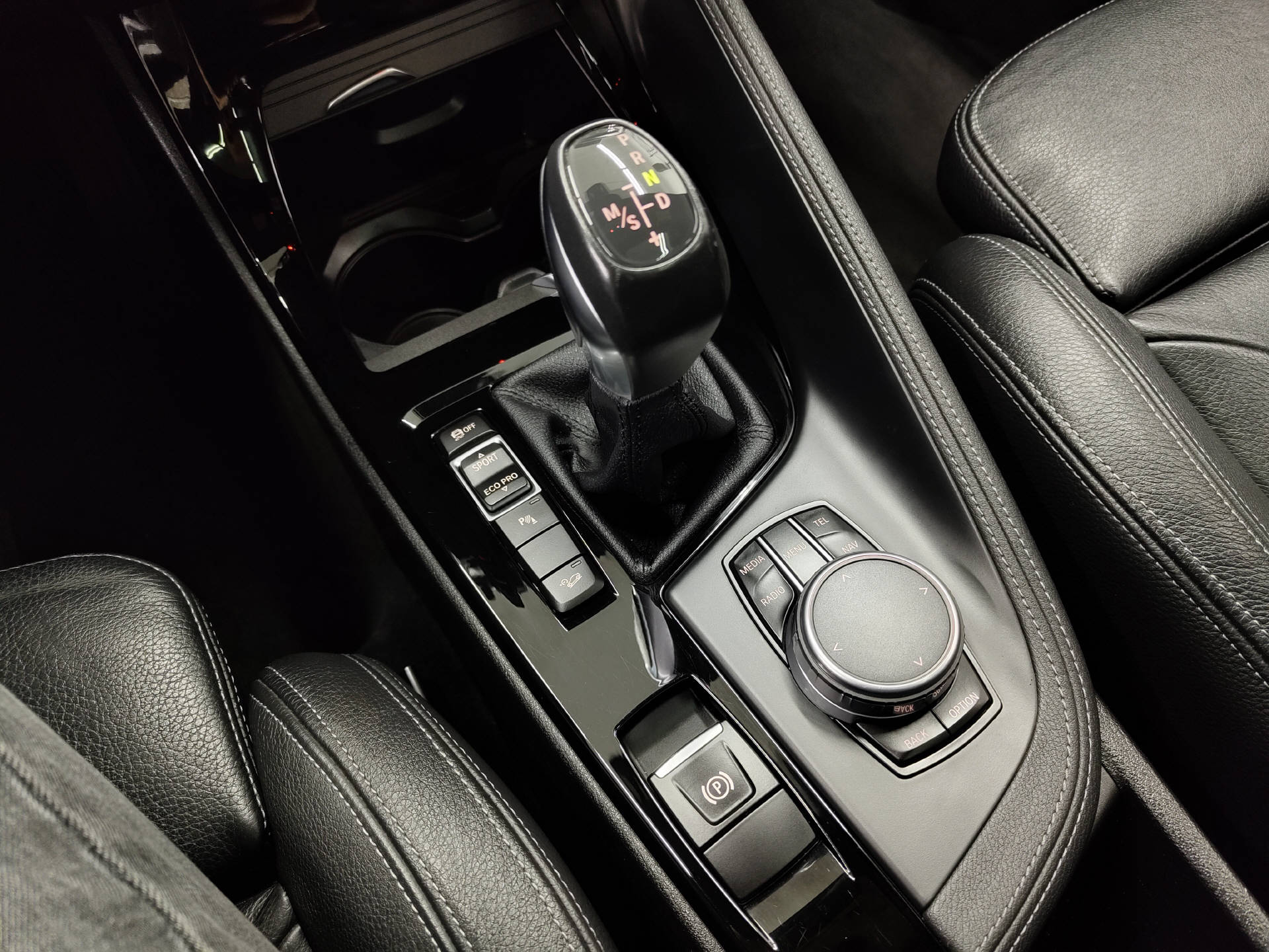 BMW X1 25d xDrive SAG M Sport Steptronic-image-11
