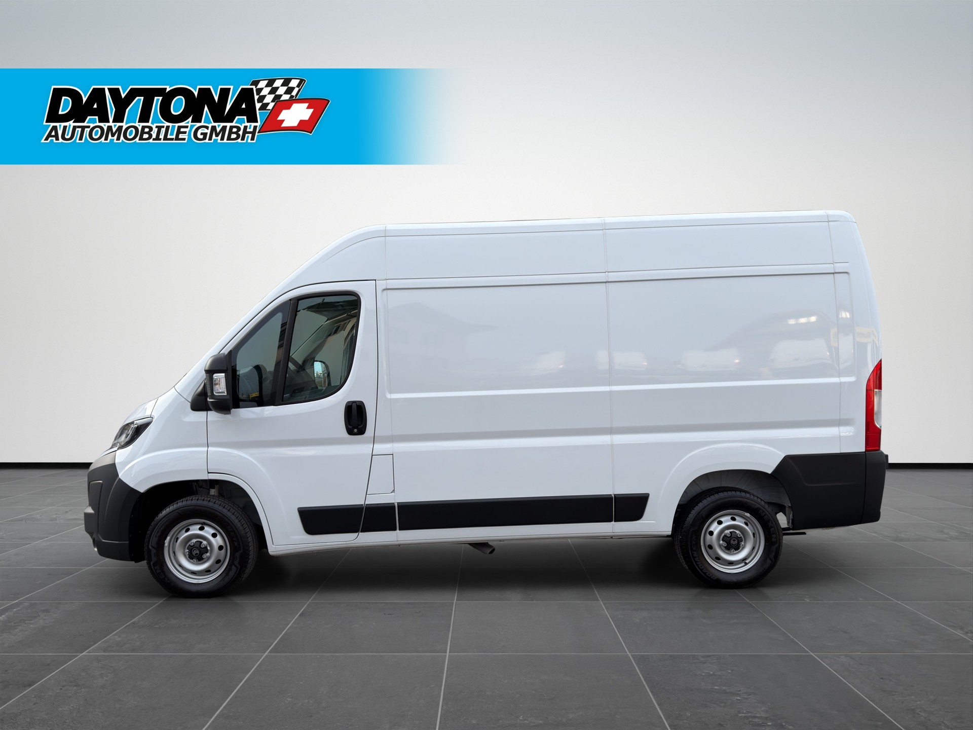 CITROEN Jumper 35 2.2 BlueHDi 140 L2H2-image-1