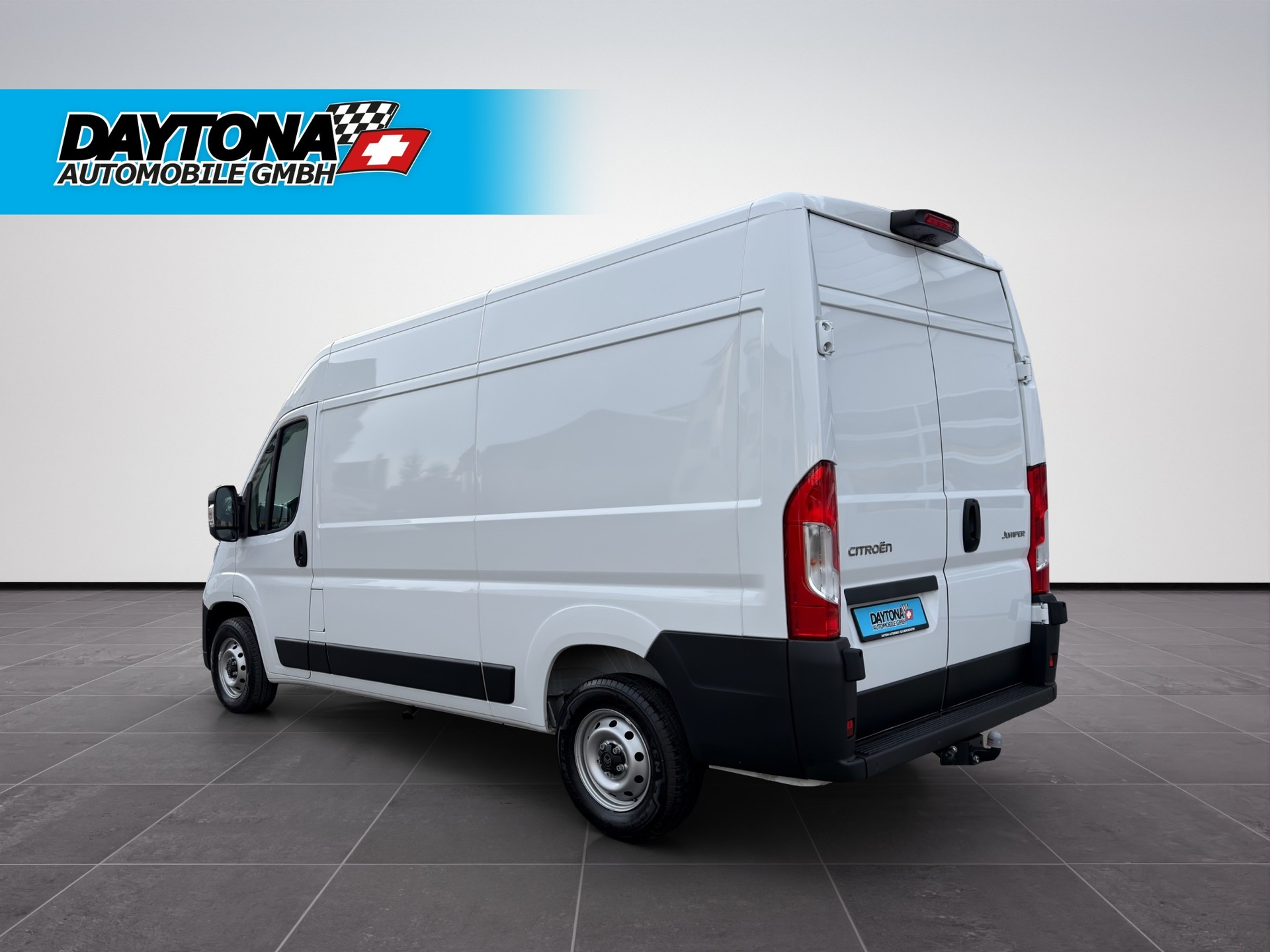 CITROEN Jumper 35 2.2 BlueHDi 140 L2H2-image-2