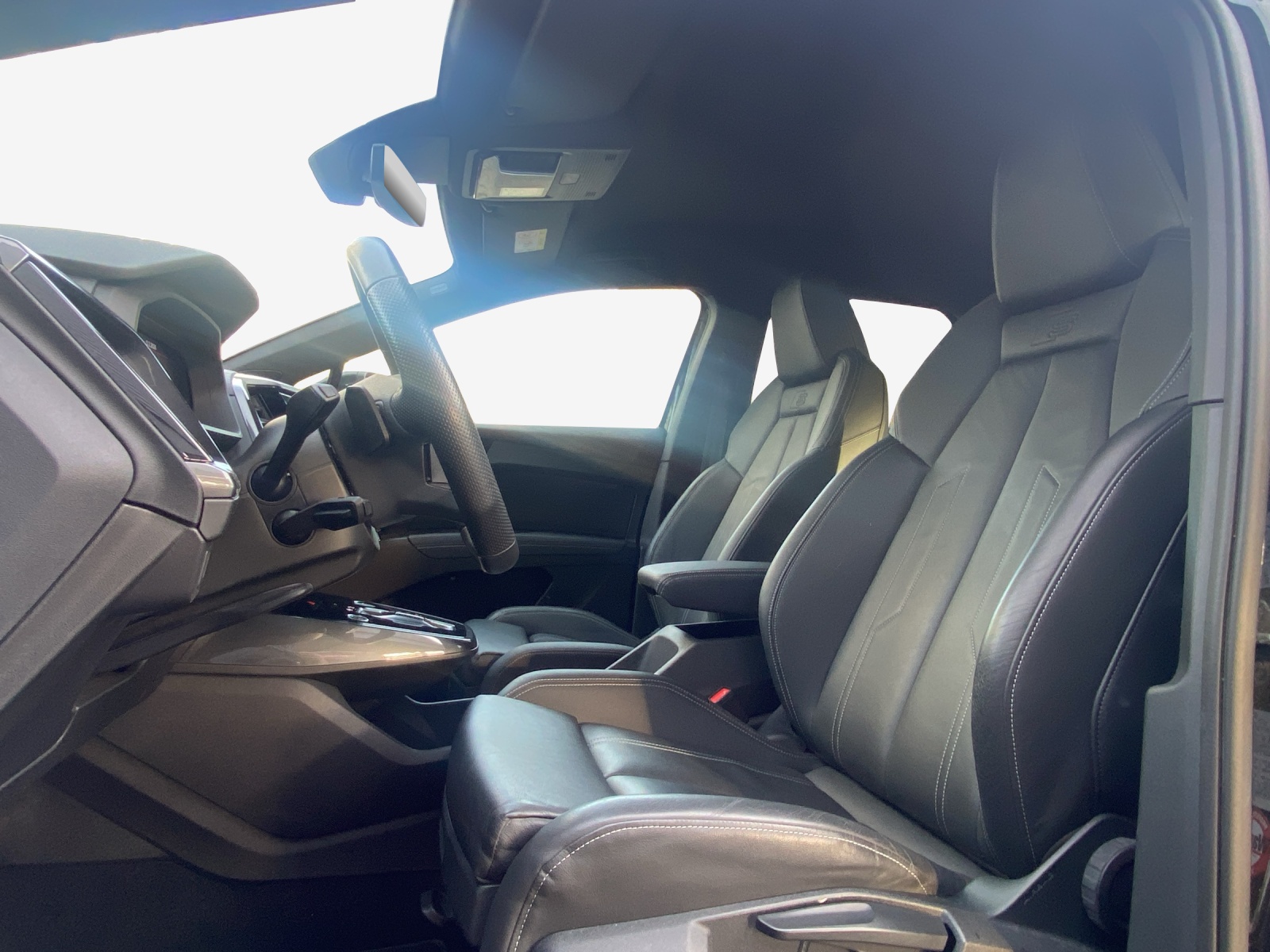 AUDI Q4 e-tron 50 quattro-image-8