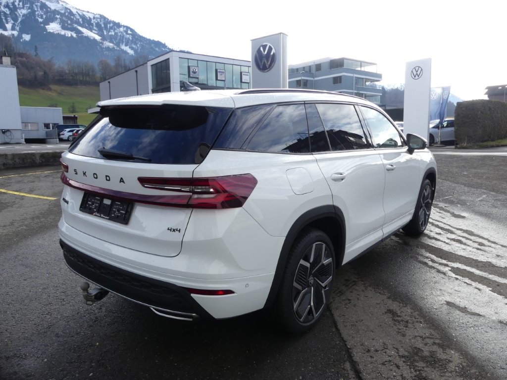 SKODA Kodiaq 2.0 TDI Sportline 4x4-image-3
