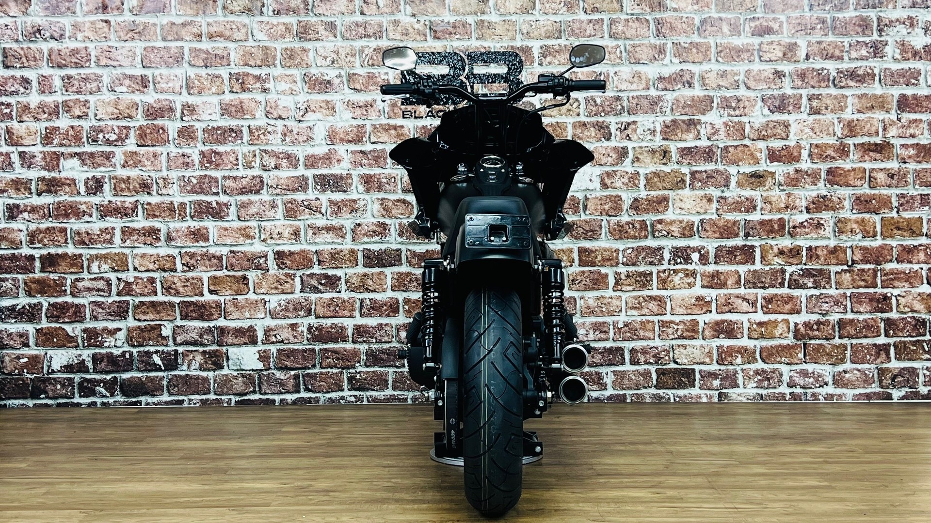 HARLEY-DAVIDSON FXDBC Dyna Street Bob Special 103 ABS-showroom-element-3