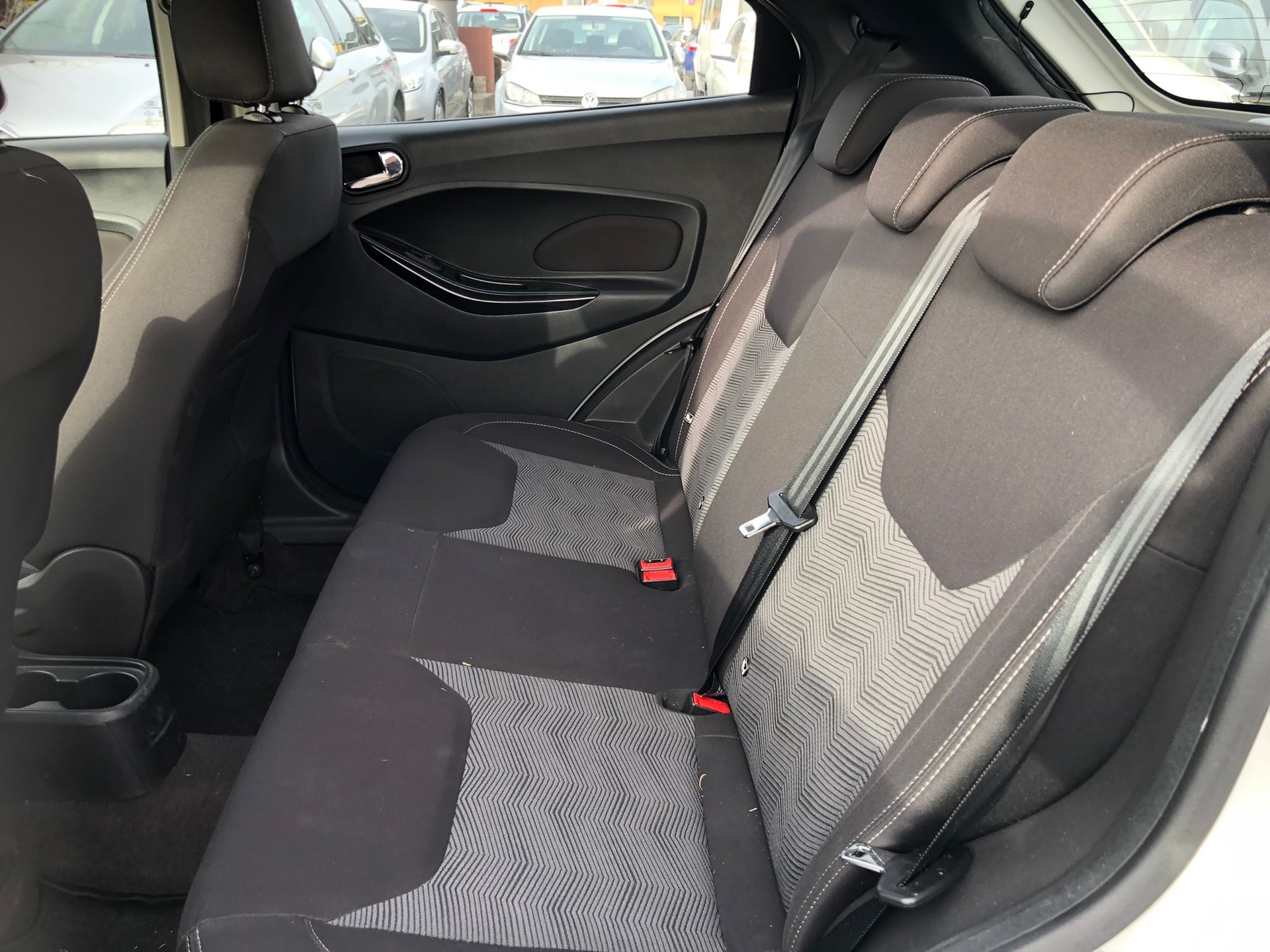 FORD KA+ 1.2 Ti-VCT White Edition-image-11