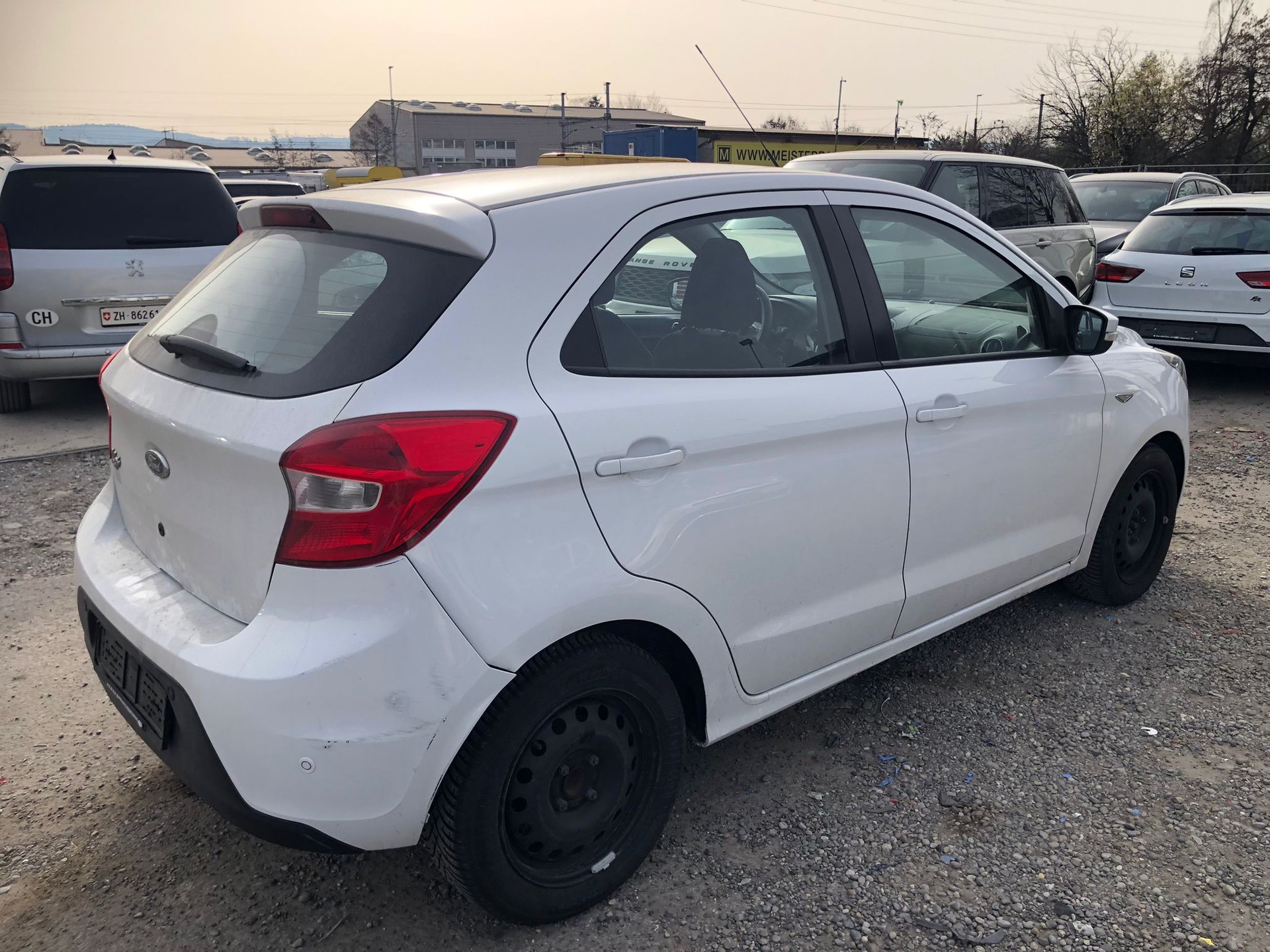 FORD KA+ 1.2 Ti-VCT White Edition-image-6