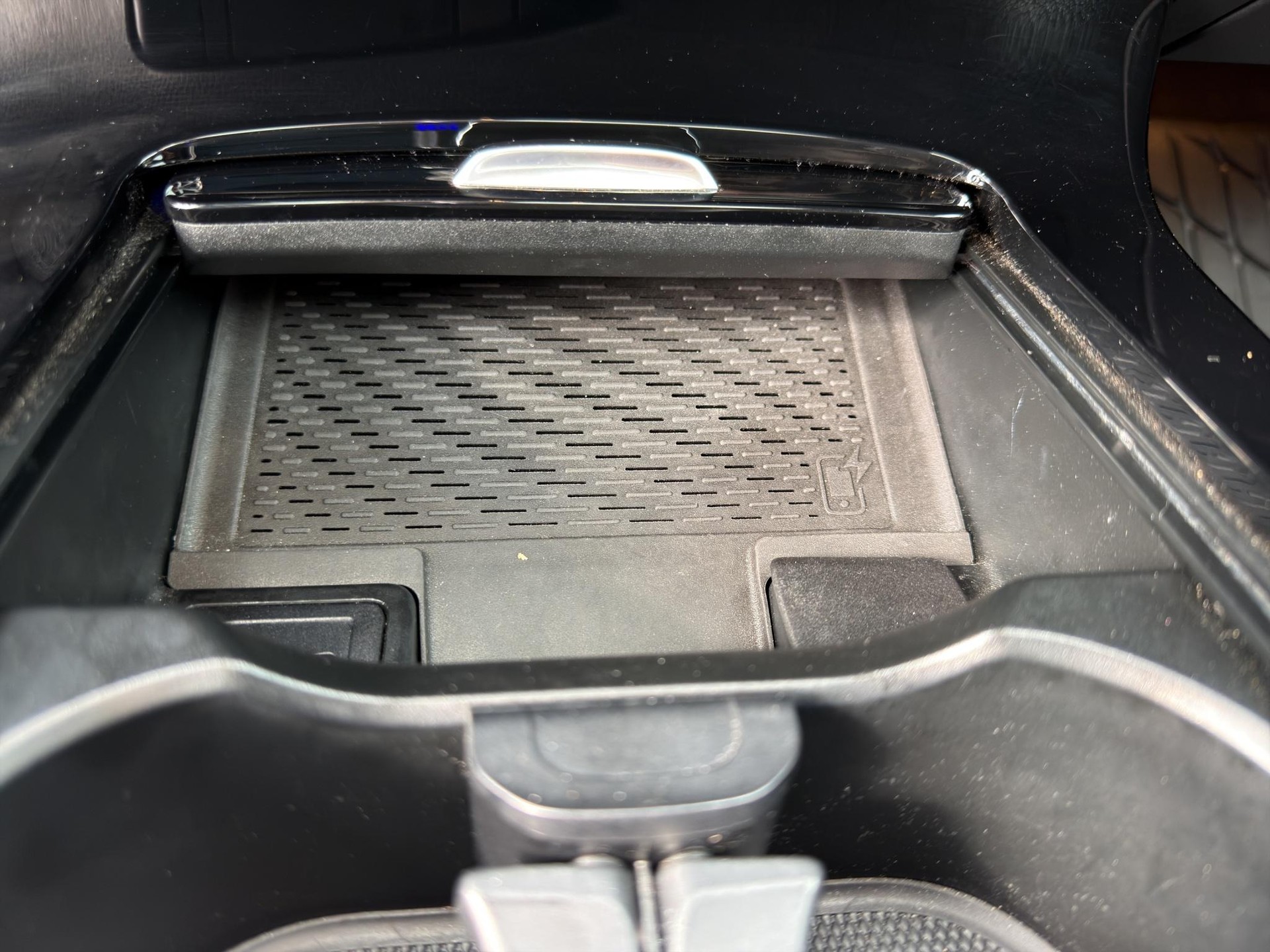 MERCEDES-BENZ A 250 AMG Line 4m-image-19