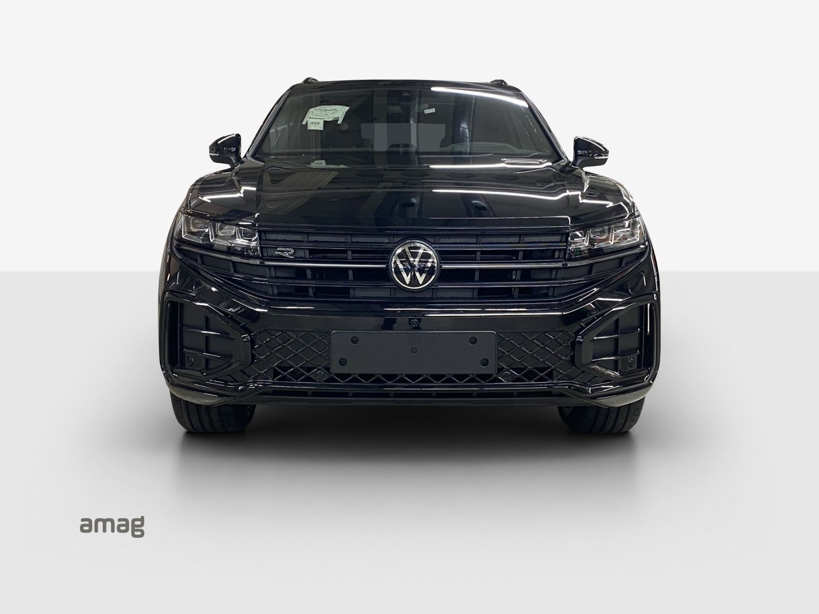 VW Touareg 3.0 TDI R-Line Tiptronic-image-6