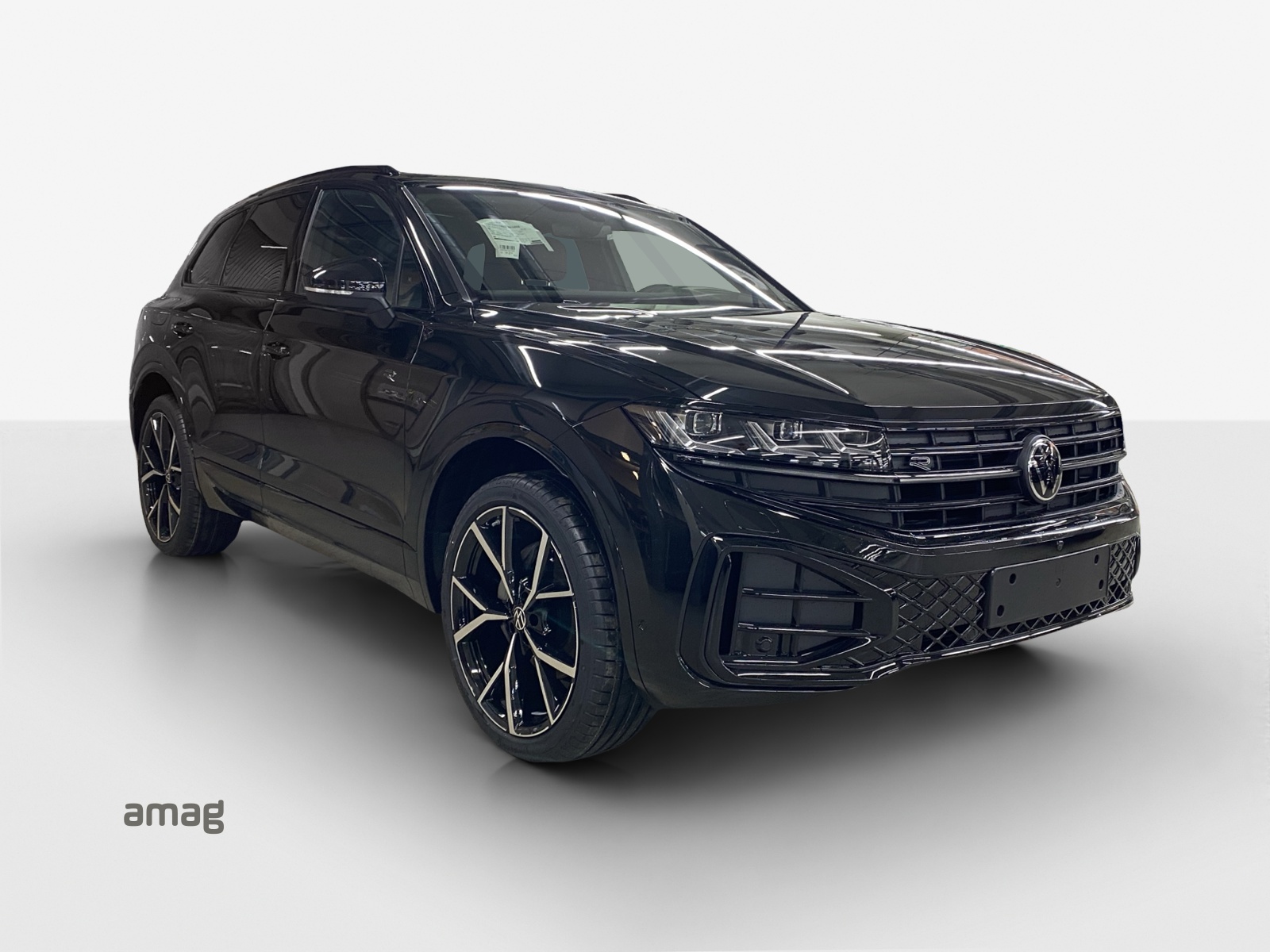 VW Touareg 3.0 TDI R-Line Tiptronic-image-5