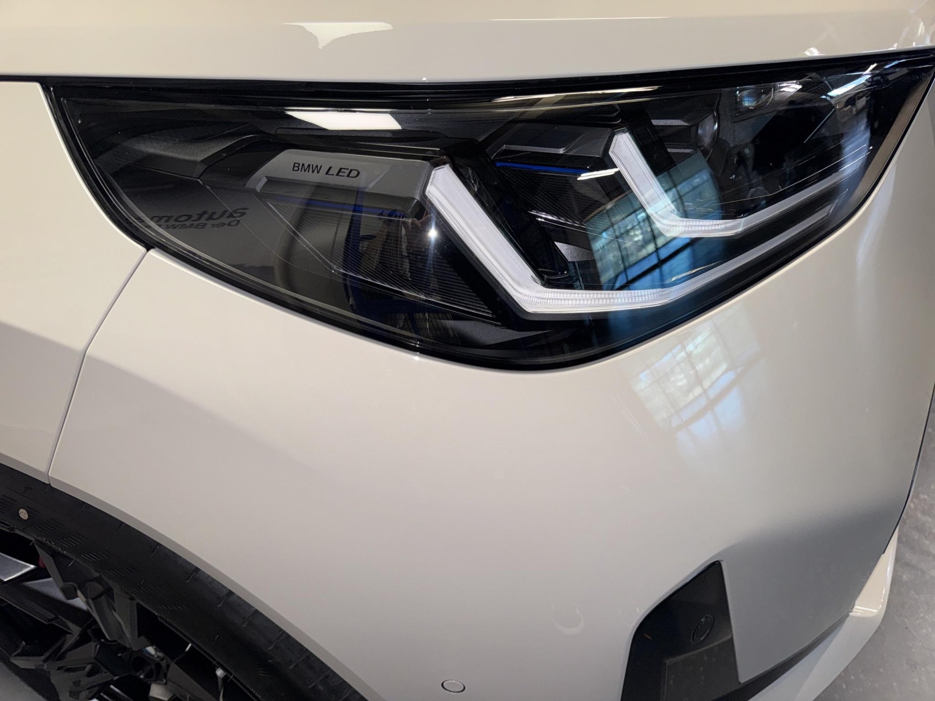 BMW X3 M50i-image-6
