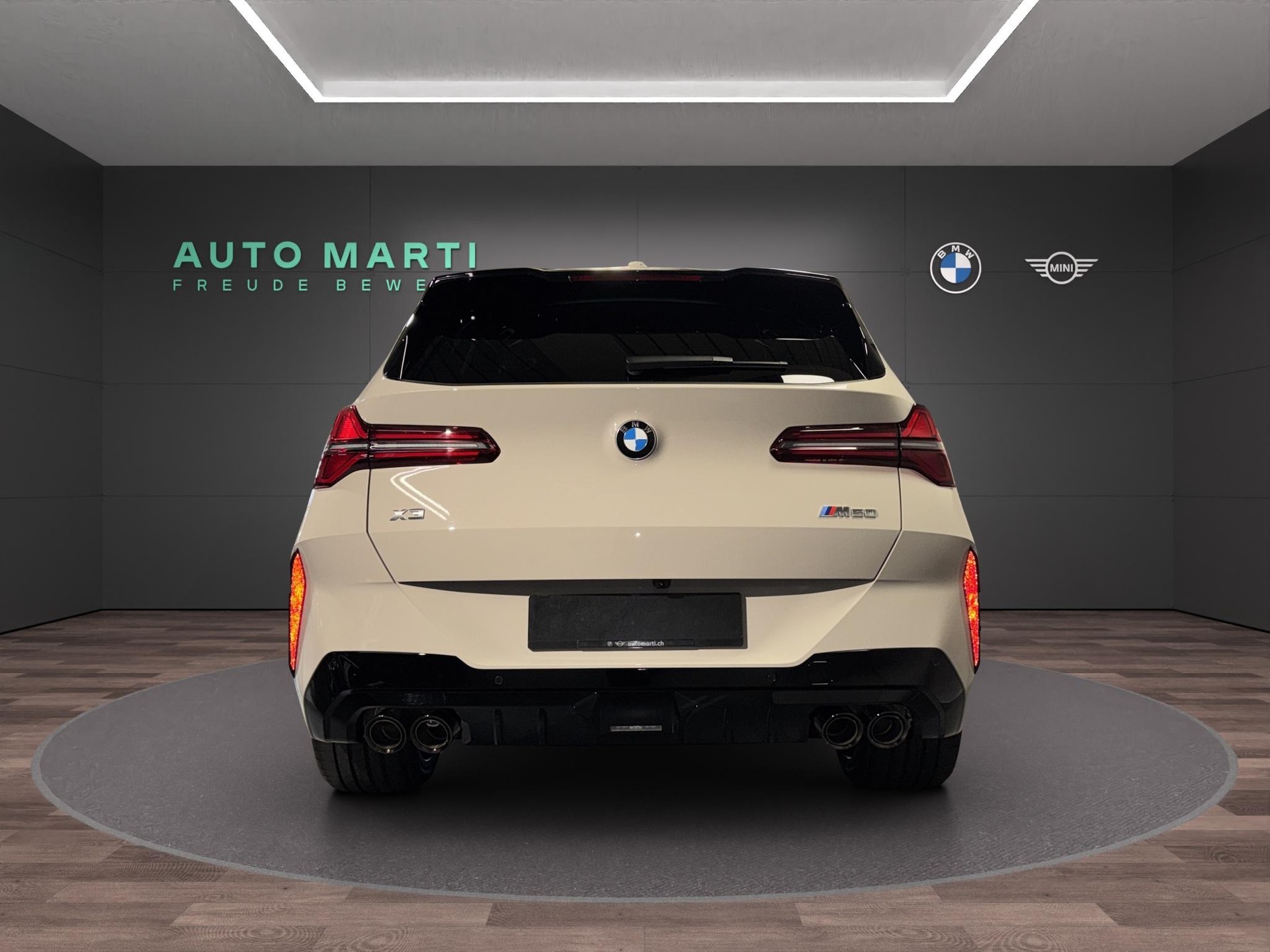 BMW X3 M50i-image-2