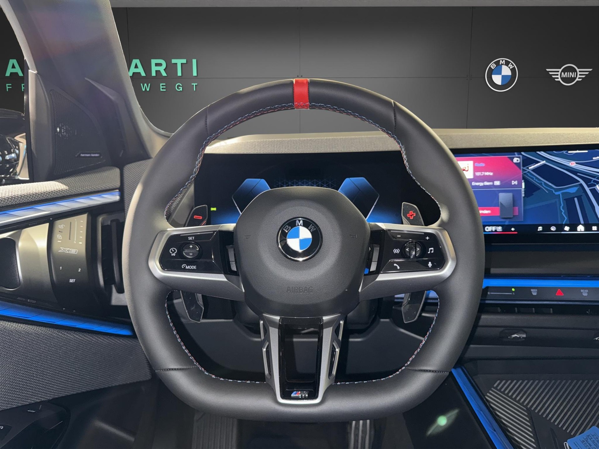 BMW X3 M50i-image-13