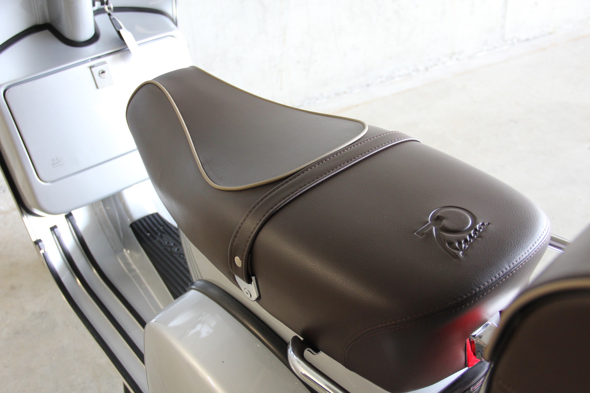 PIAGGIO Vespa PX 125 70° Anniversary-image-13