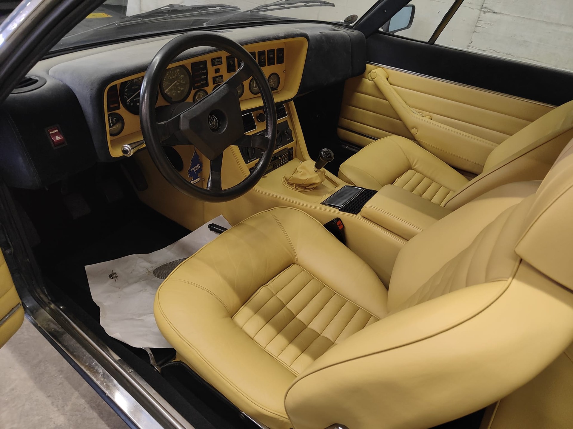 MASERATI 4.9 nur 25 Gebaut-image-2