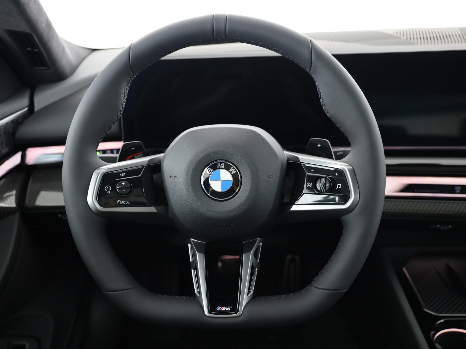 BMW 540d xDrive-image-17