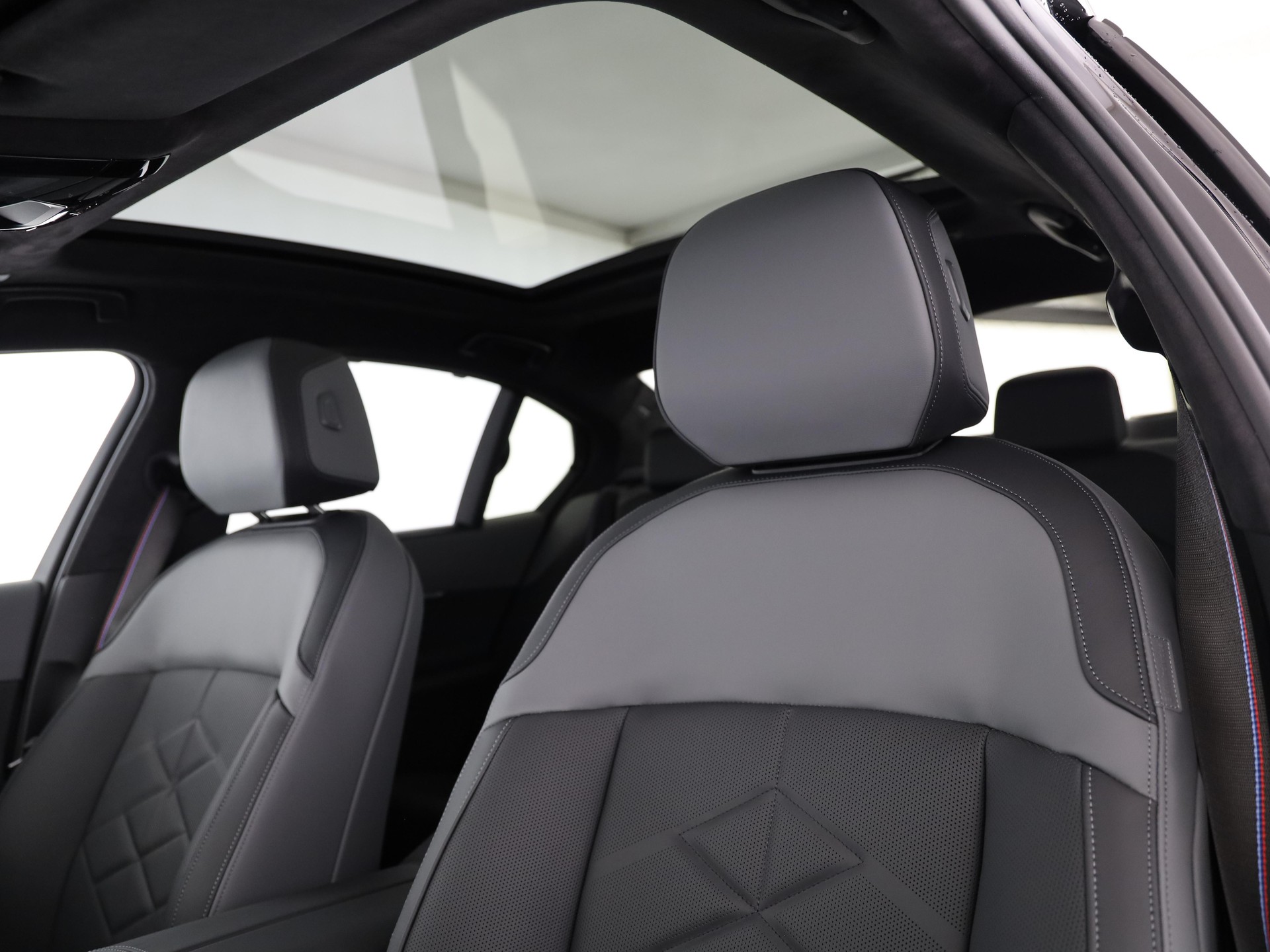 BMW 540d xDrive-image-10