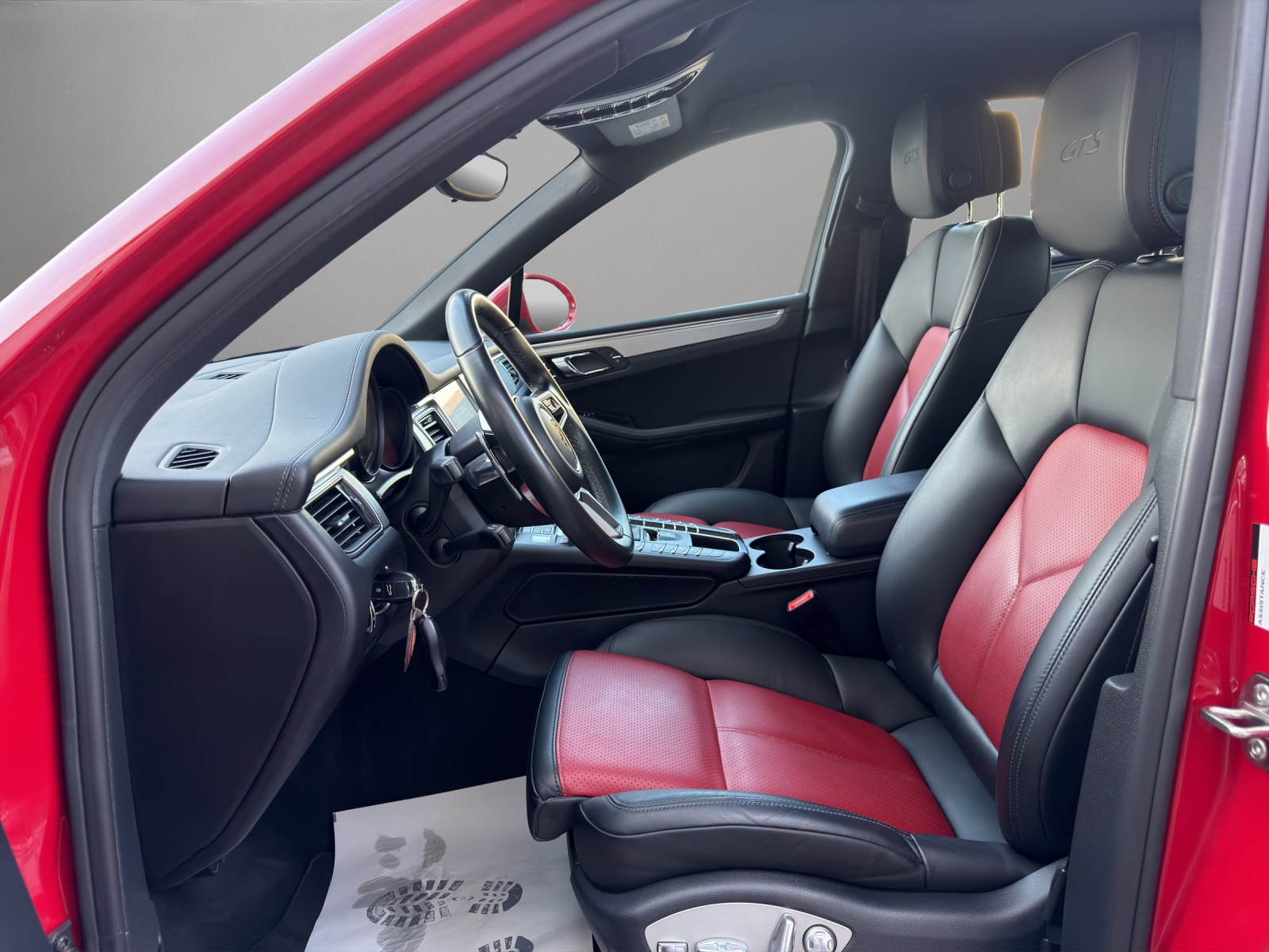 PORSCHE Macan GTS PDK-image-8