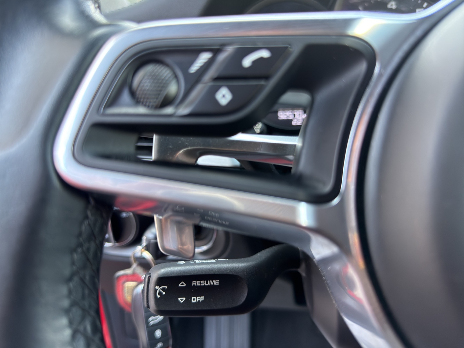 PORSCHE Macan GTS PDK-image-23