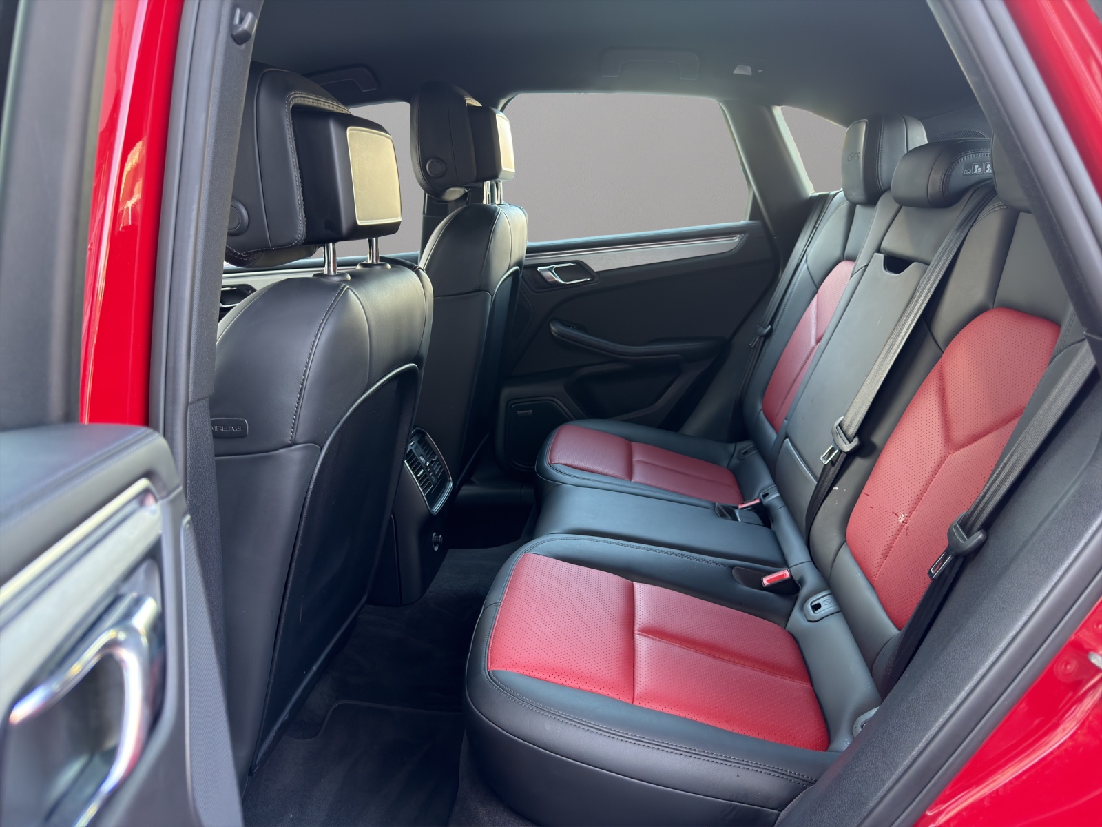 PORSCHE Macan GTS PDK-image-12