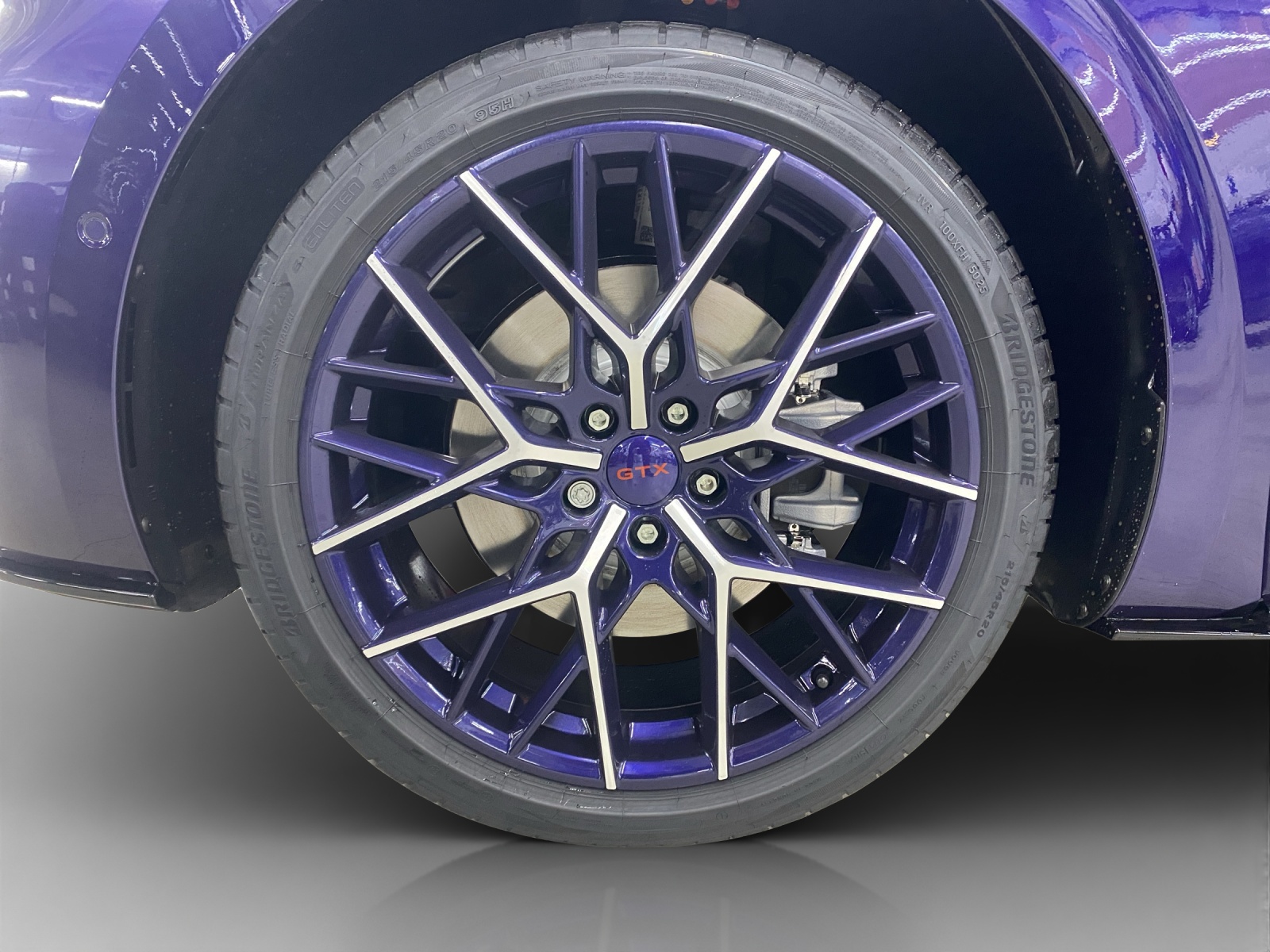VW ID.3 GTX Performance 79 kWh GTX Fire+Ice-image-15