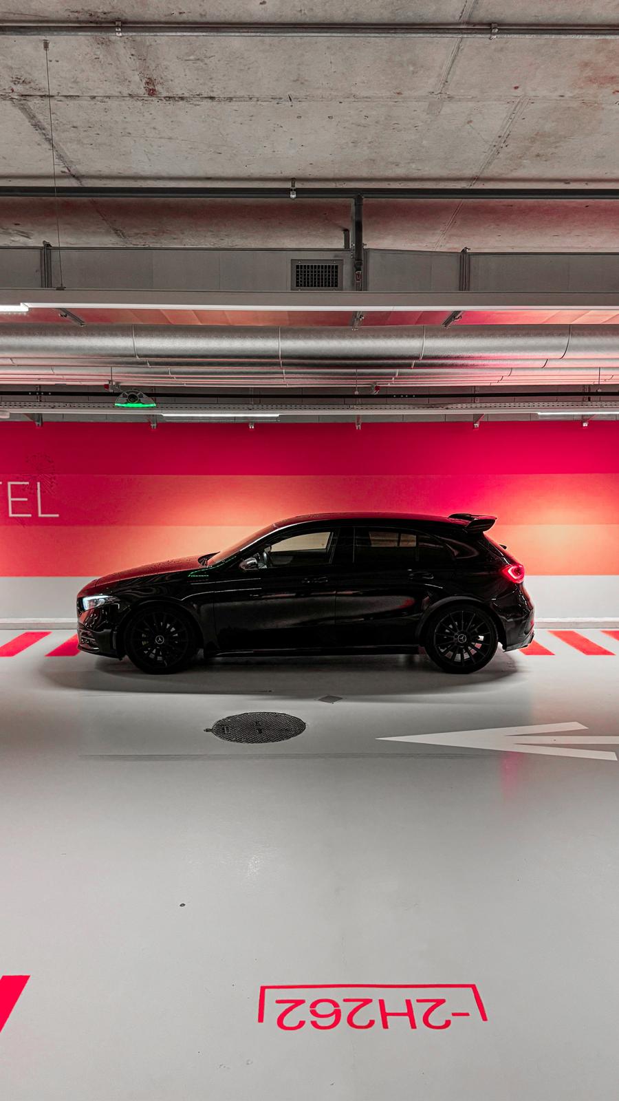 MERCEDES-BENZ A 200 AMG Line 7G-DCT-image-3