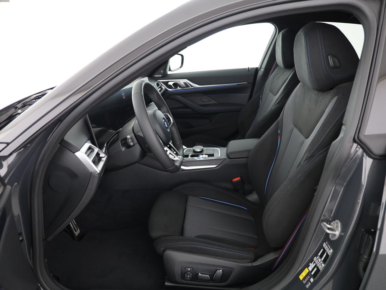 BMW i4 xDrive40-image-22