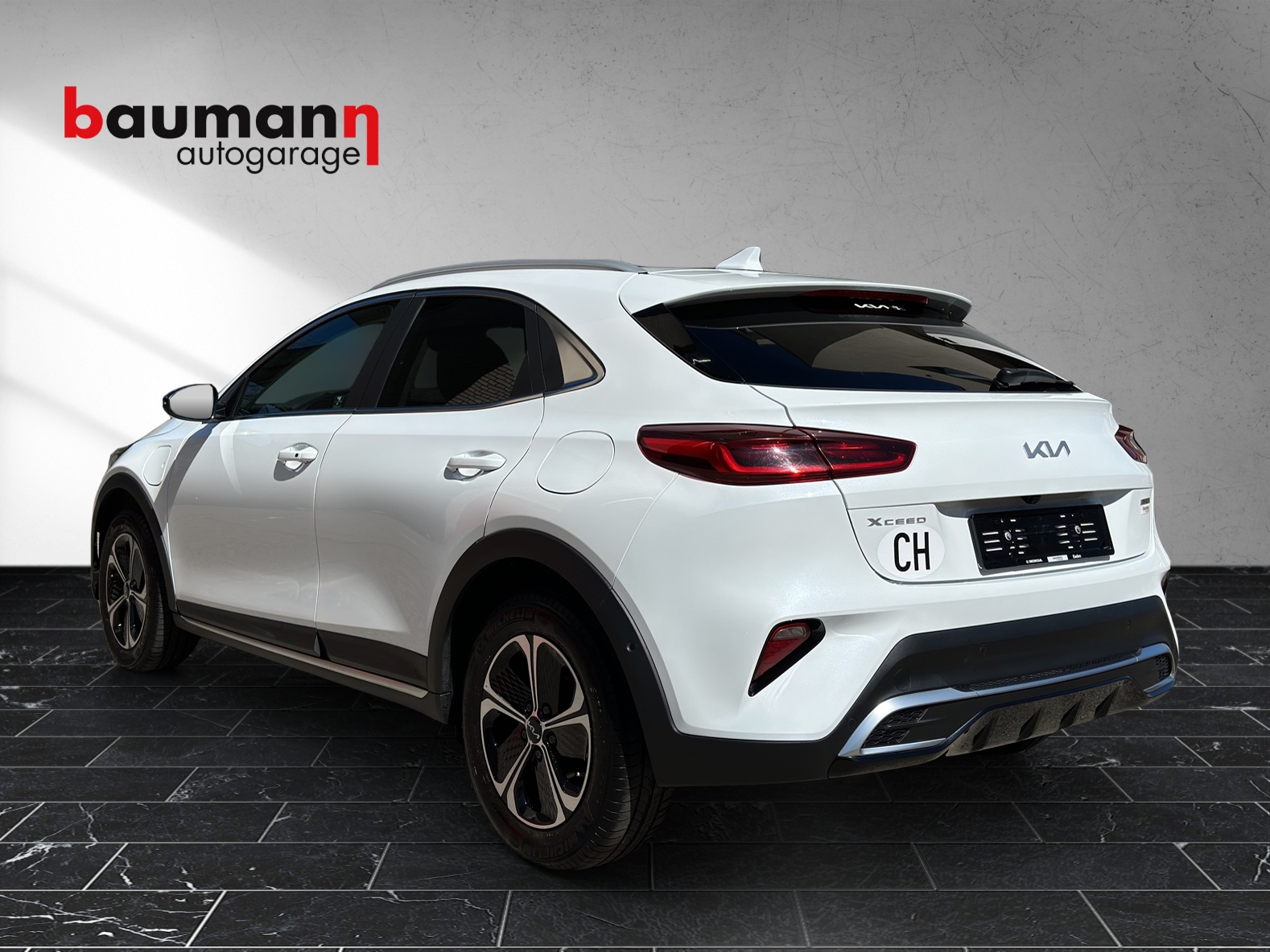 KIA Xceed 1.6 GDi Plug-in Hybrid Style DCT-image-3