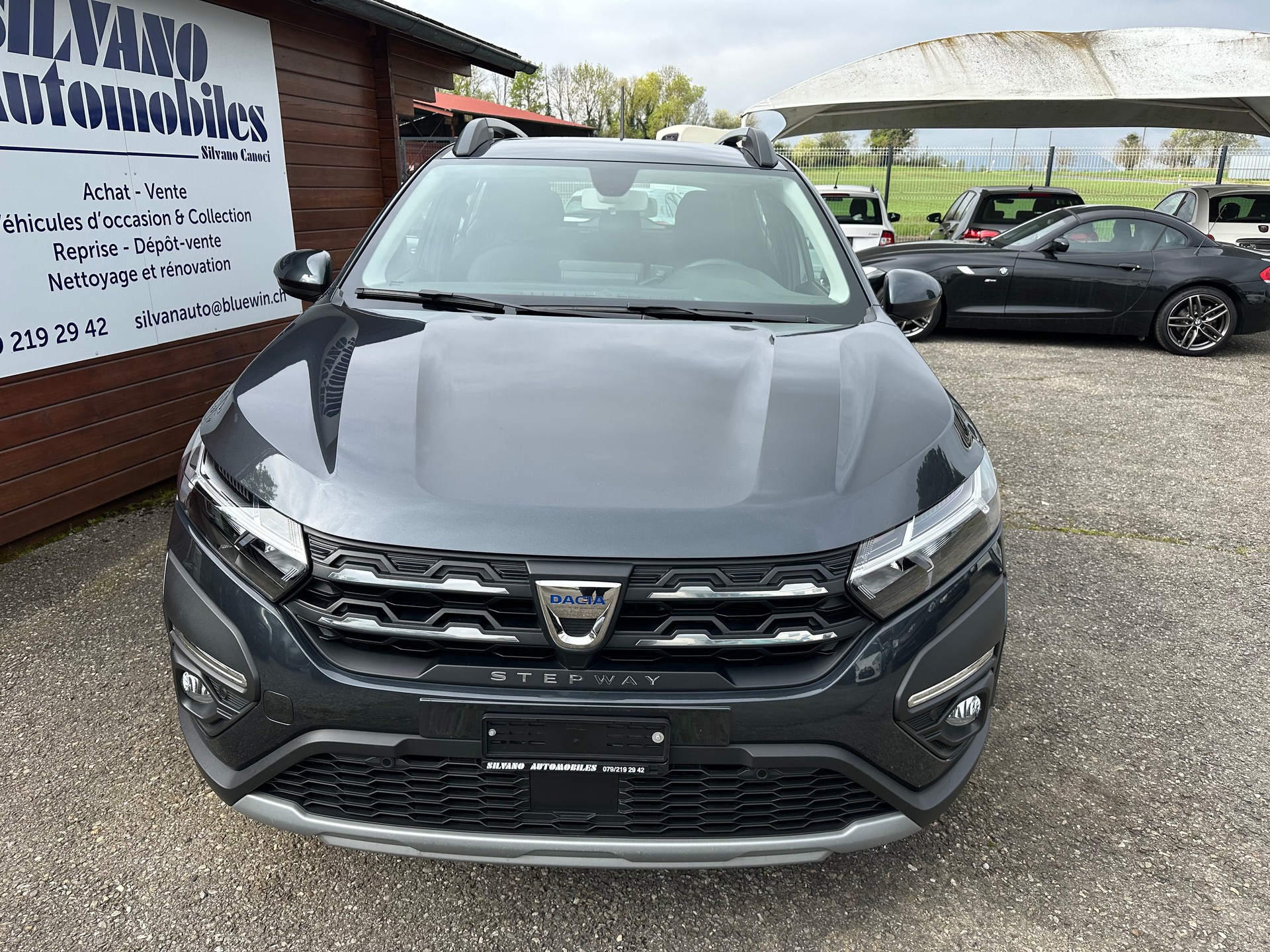 DACIA Sandero Stepway TCe 90 Comfort CVT-showroom-element-1