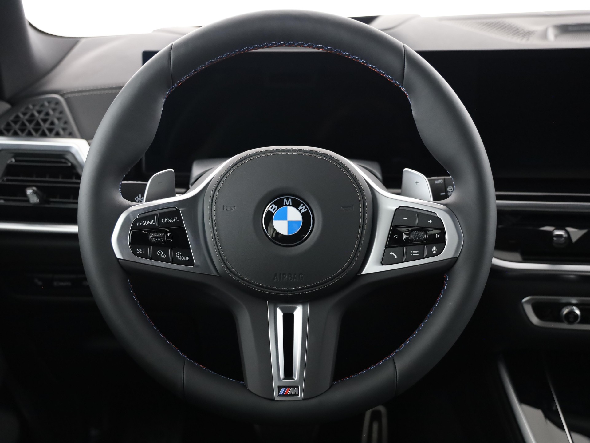 BMW X5 M60i xDrive-image-19