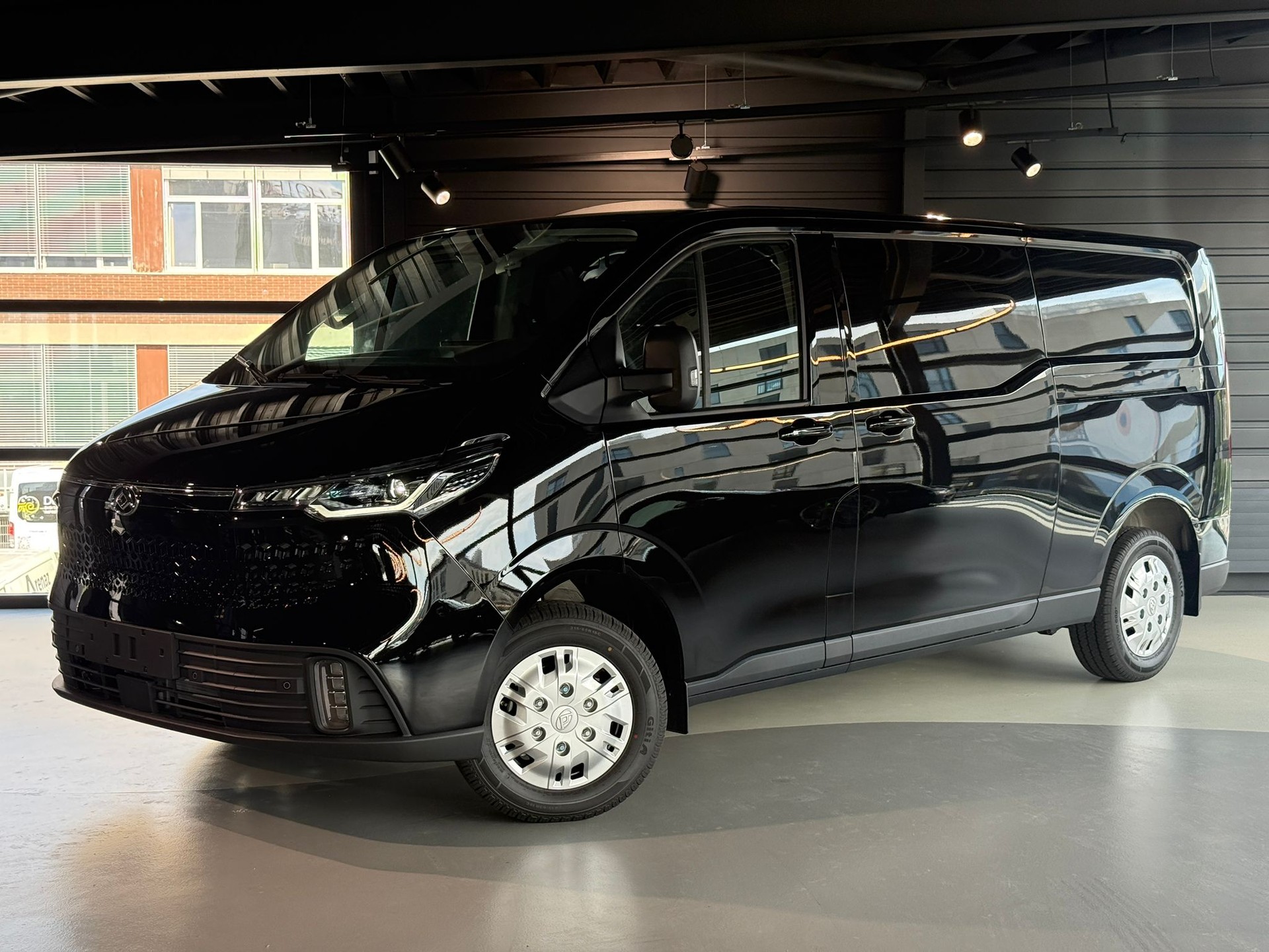 MAXUS Deliver 7 2.0D L2