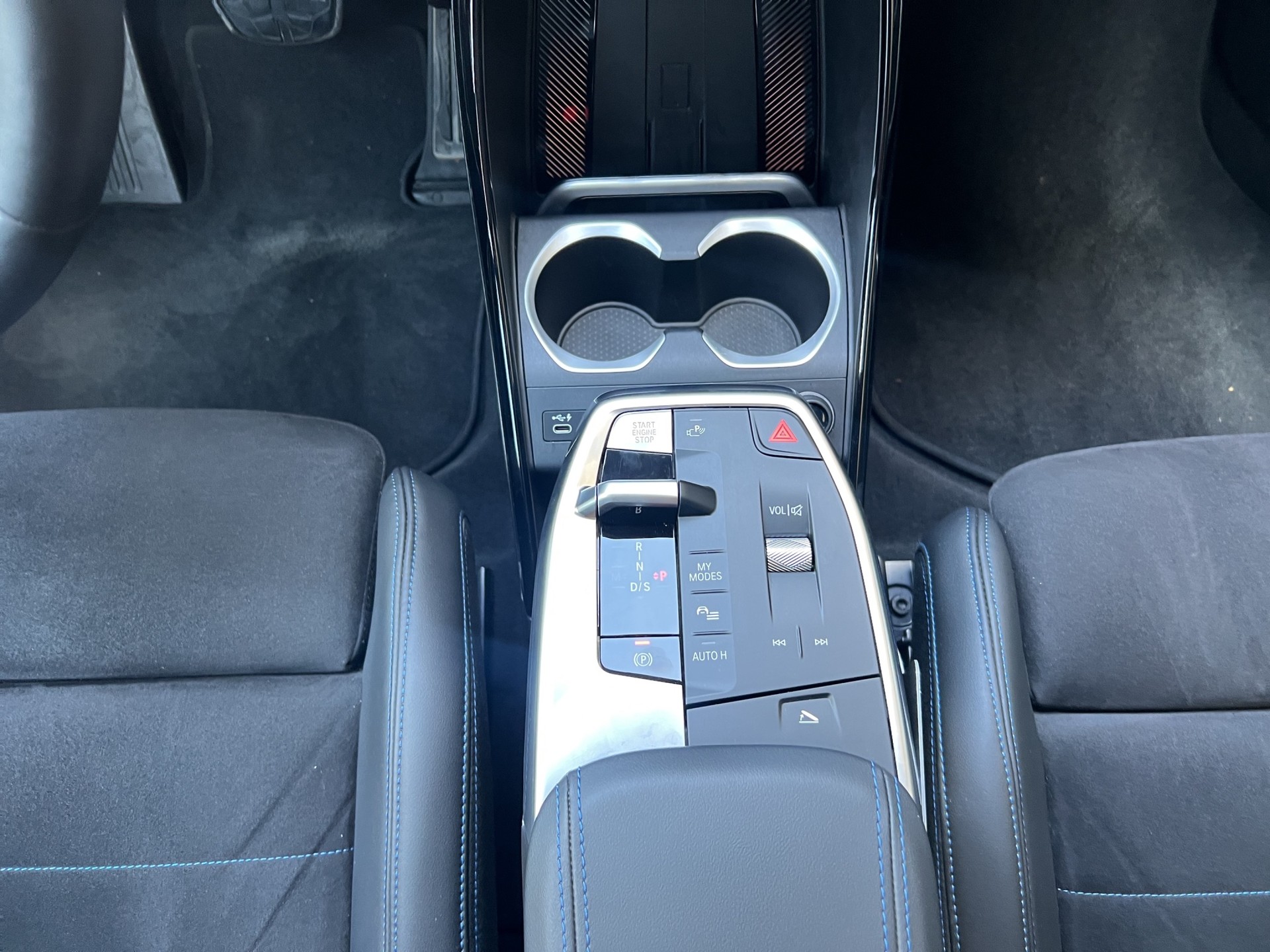 BMW X1 xDrive 30e M Sport-image-17