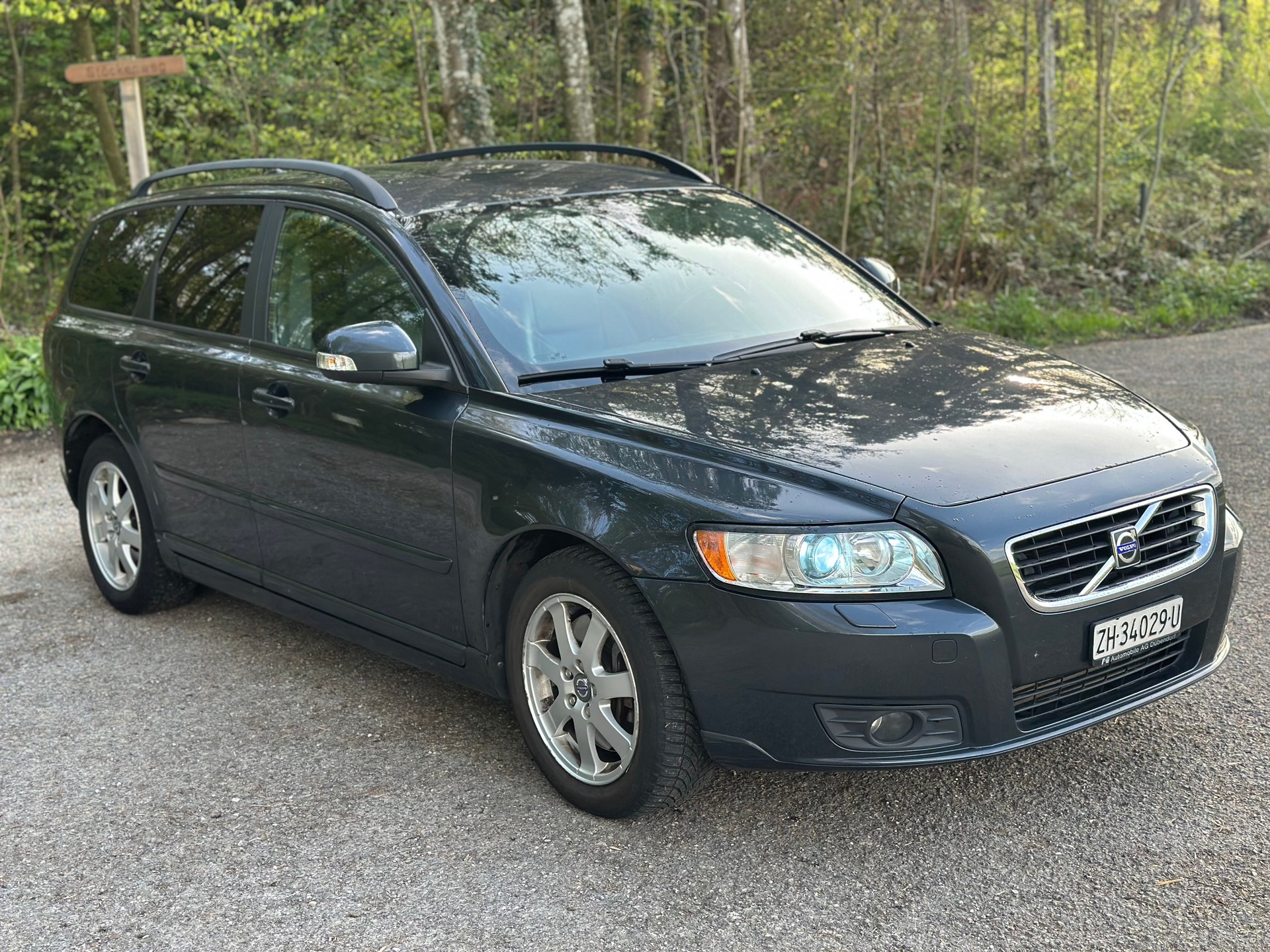 VOLVO V50 D5 Geartronic-image-1