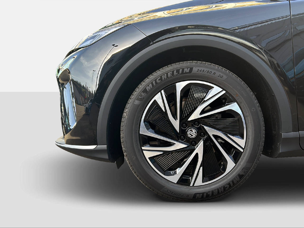 MG S6 EV 77 kWh Luxury 4WD-image-13