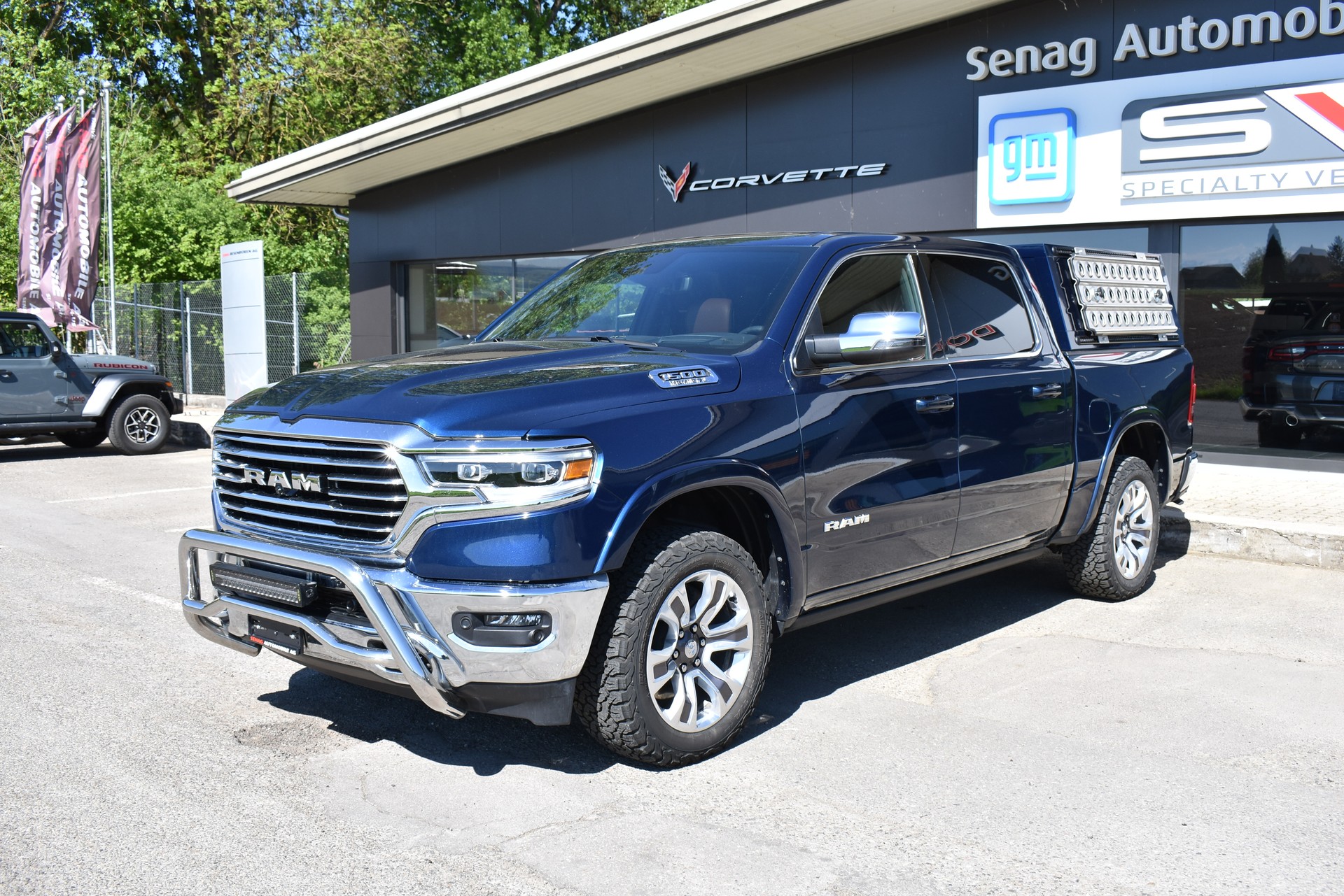 DODGE Ram 1500 Longhorn-image-2