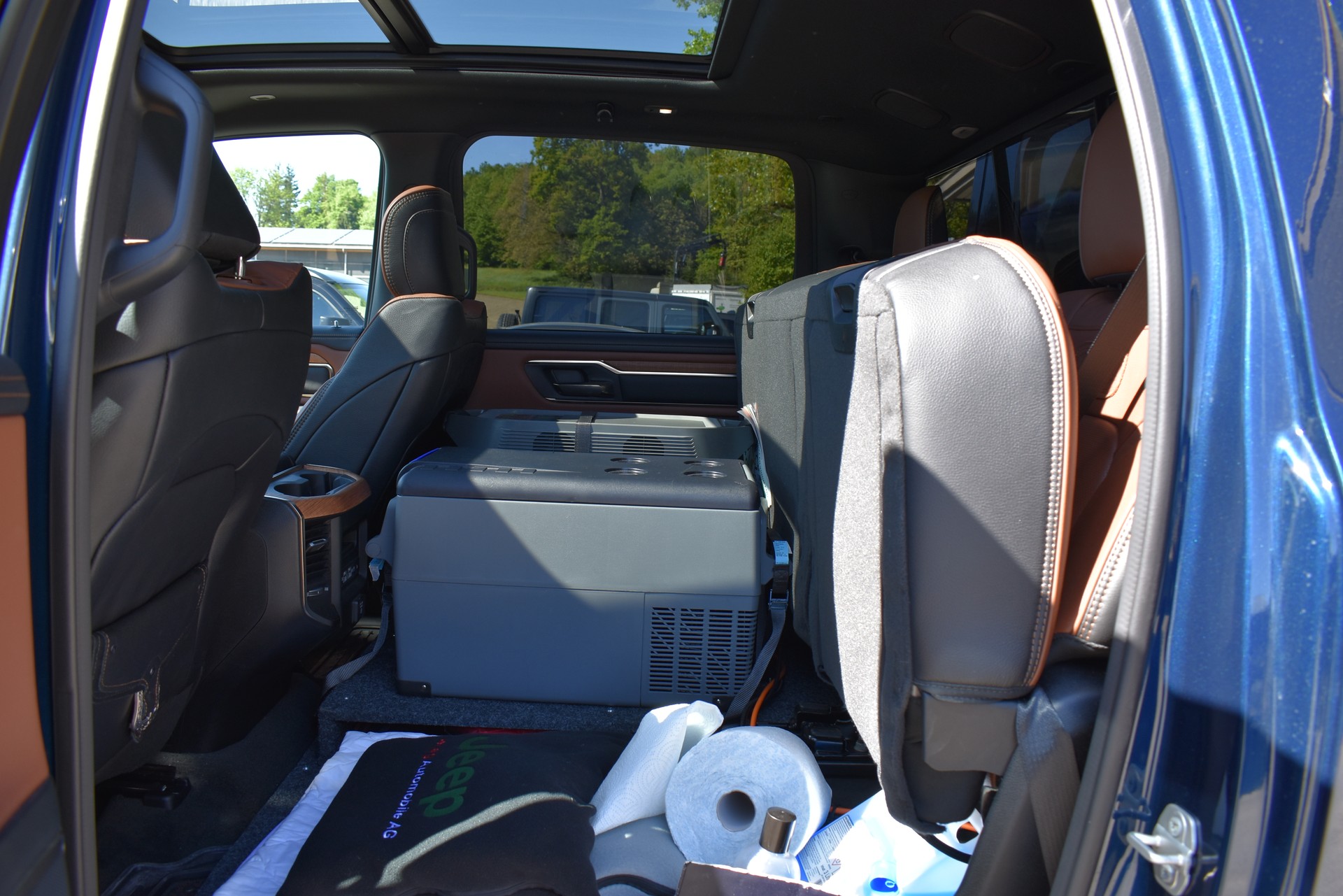 DODGE Ram 1500 Longhorn-image-8