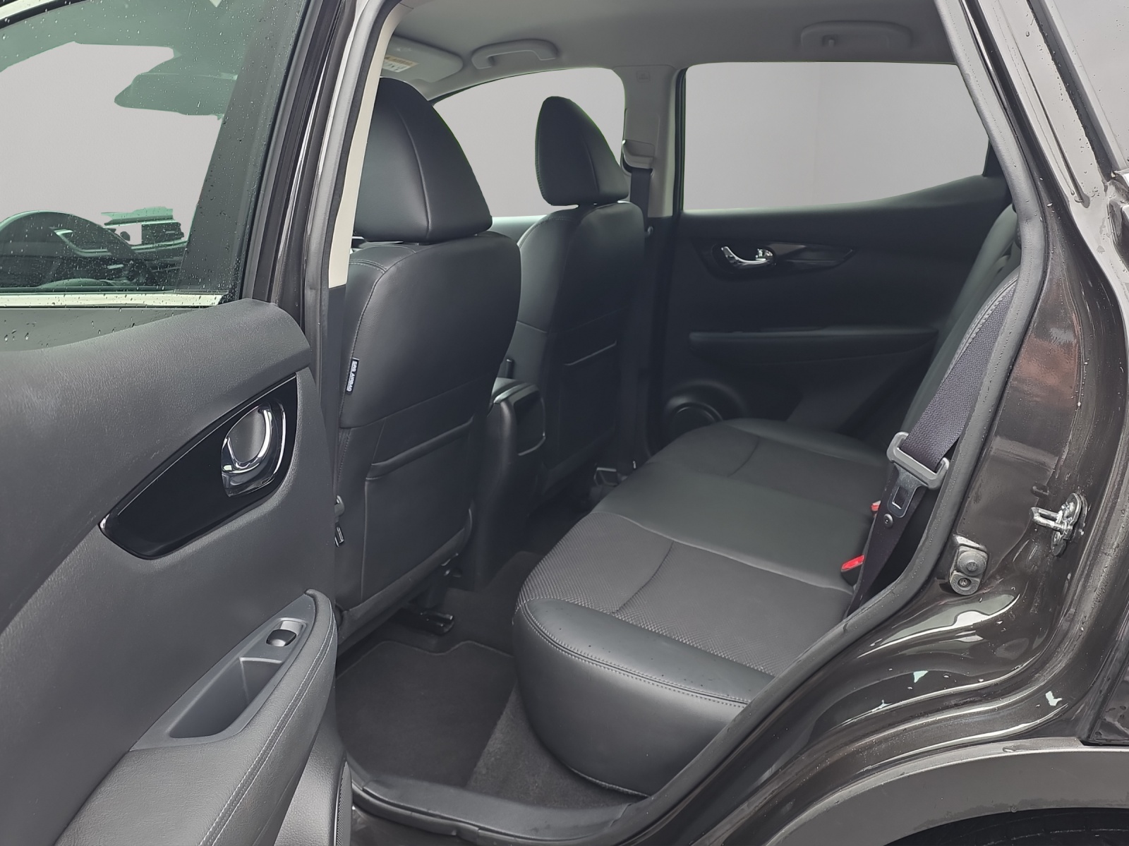 NISSAN Qashqai 1.6 dCi tekna Xtronic CVT-image-8