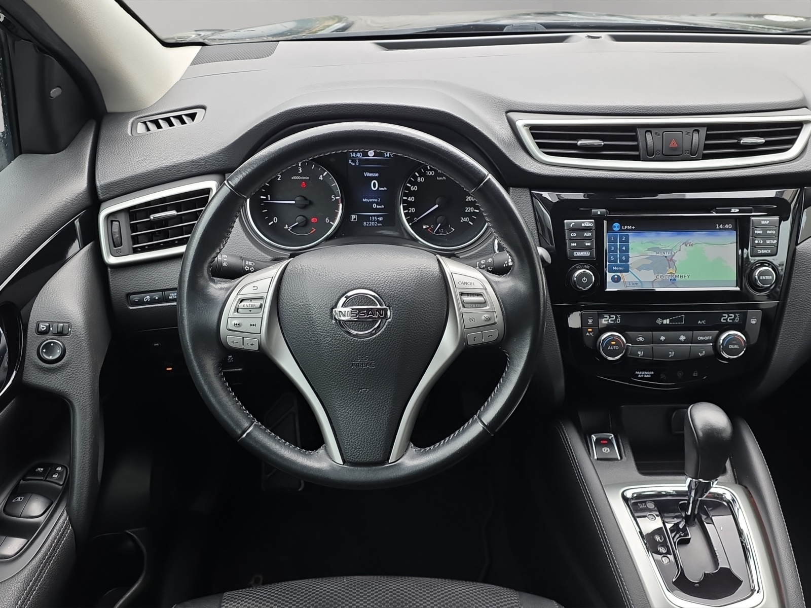 NISSAN Qashqai 1.6 dCi tekna Xtronic CVT-image-10