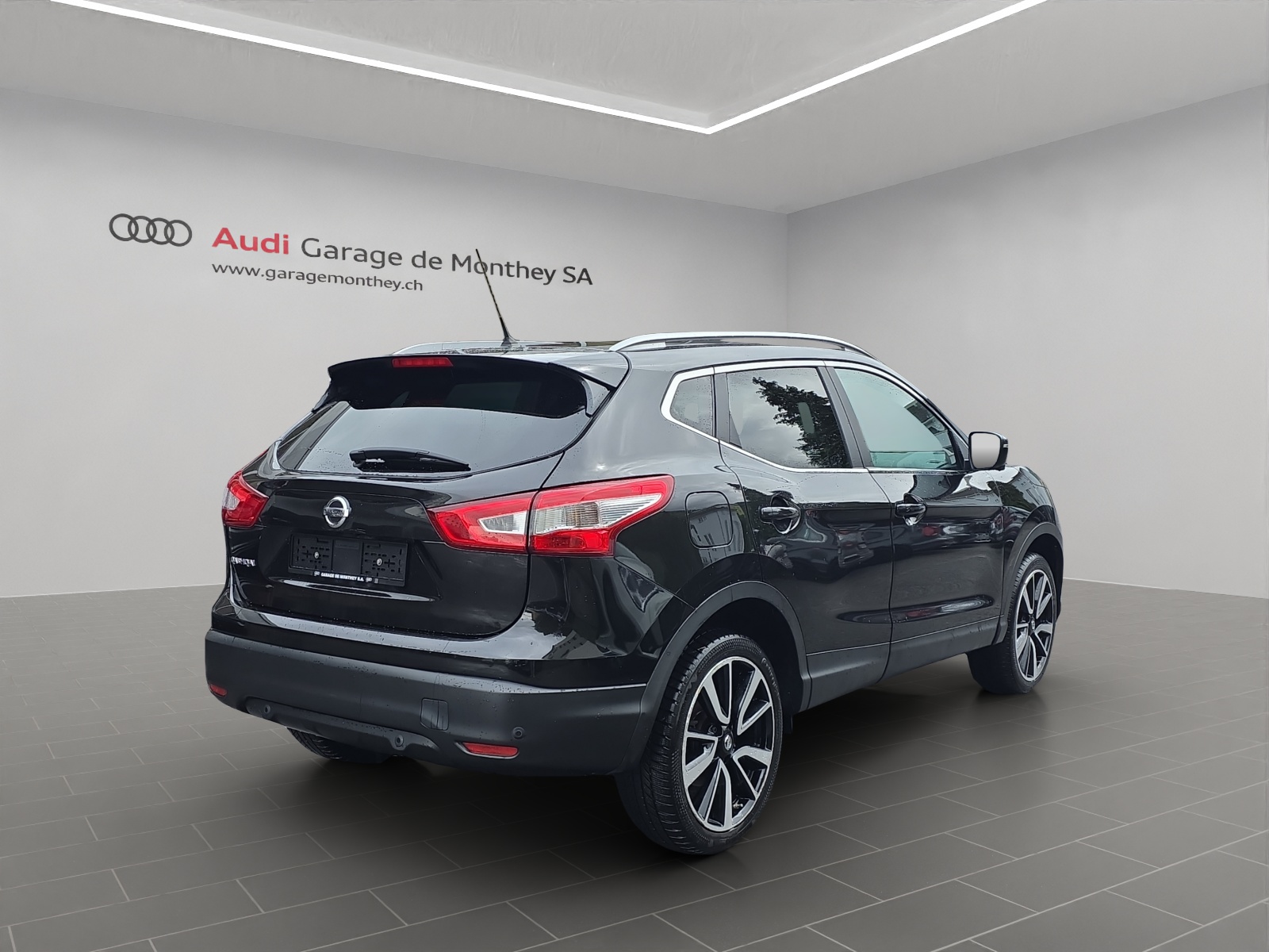 NISSAN Qashqai 1.6 dCi tekna Xtronic CVT-image-3