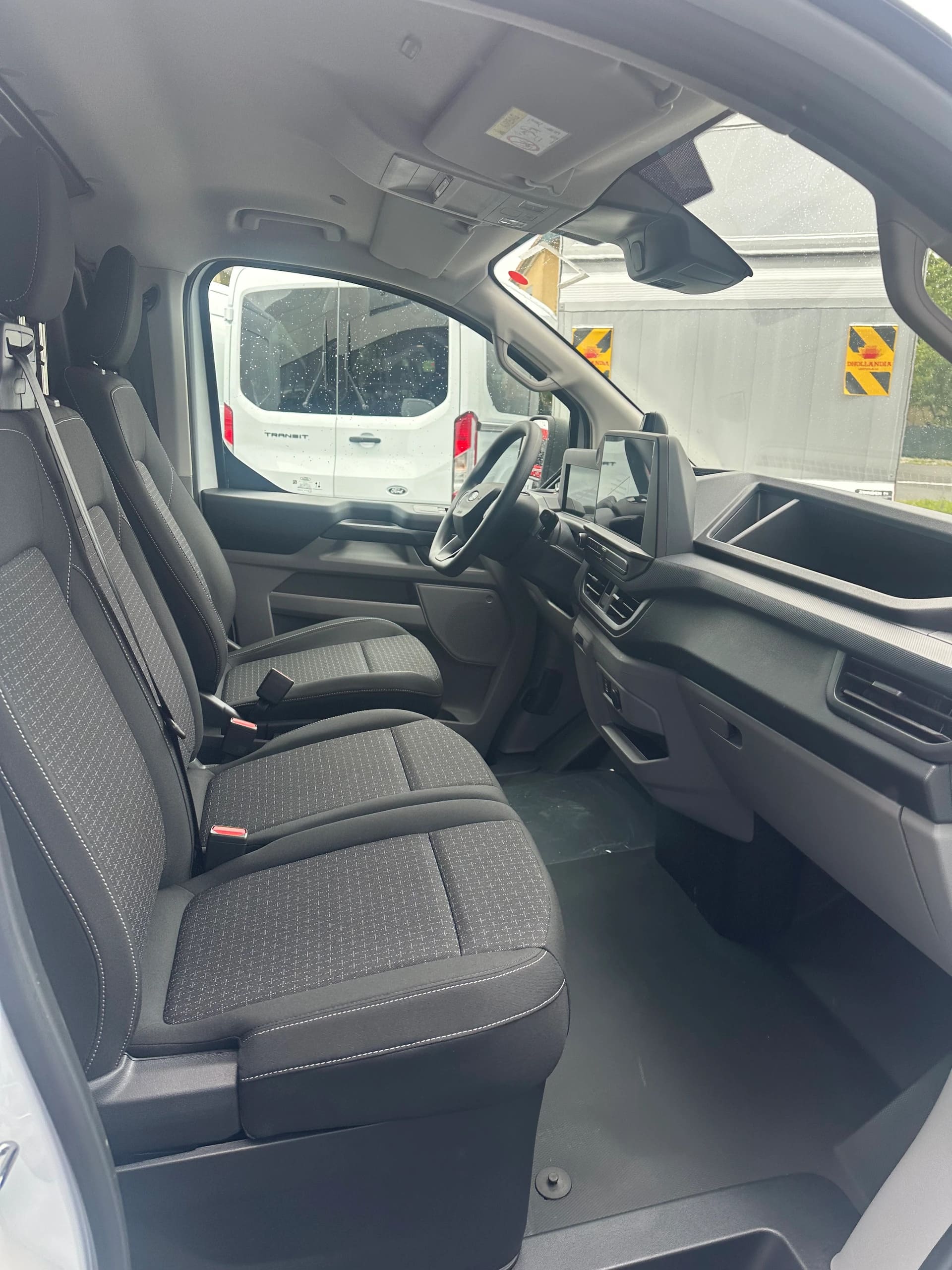 FORD Transit Custom Van 320 L1 2.0 EcoBl Trend/136CV/4x4 Aut.-image-12