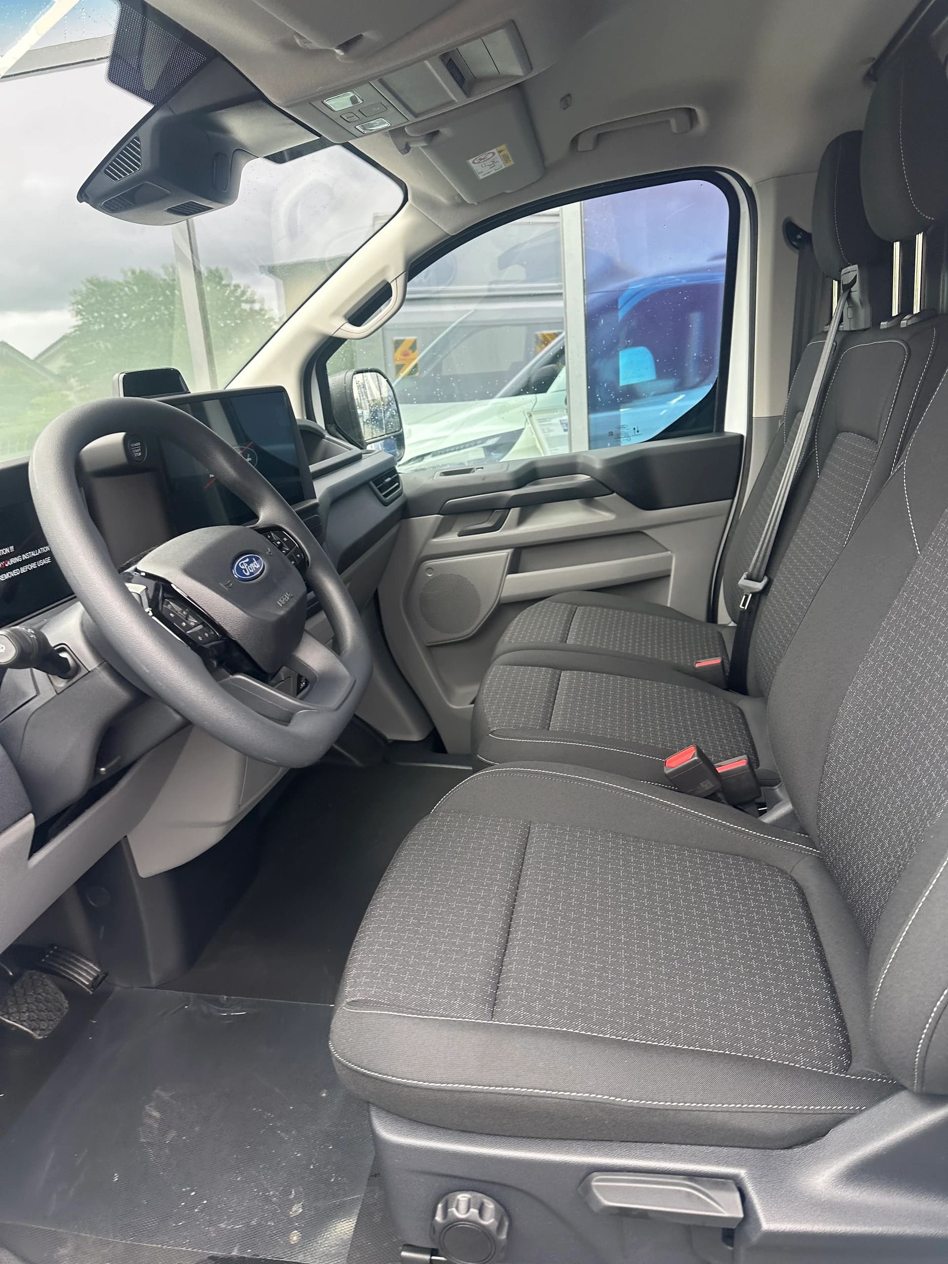 FORD Transit Custom Van 320 L1 2.0 EcoBl Trend/136CV/4x4 Aut.-image-10