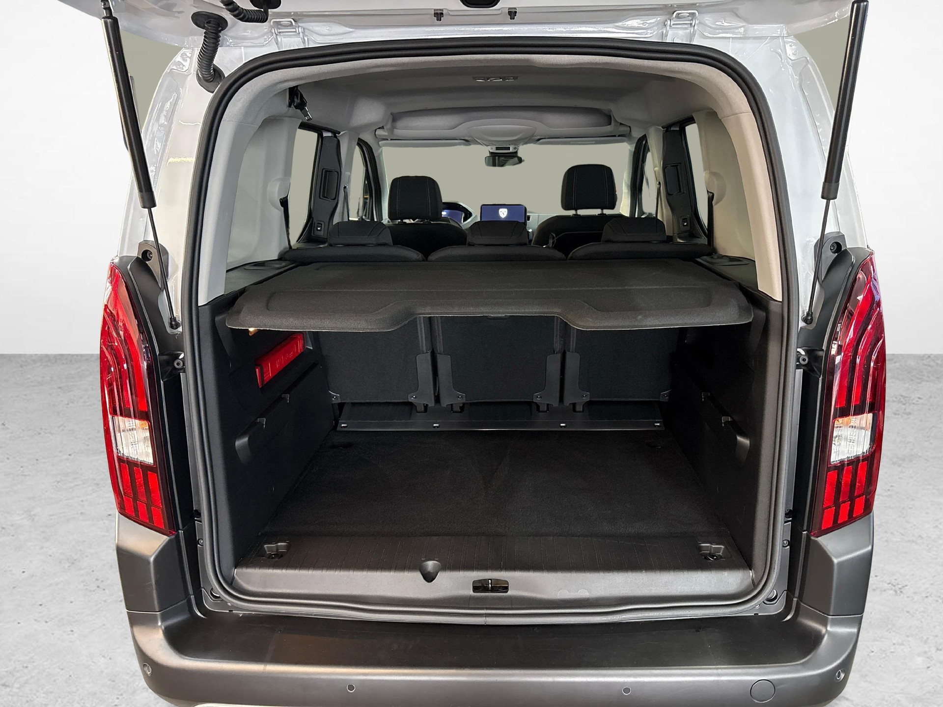 PEUGEOT Rifter 1.5 BlueHDi 130 GT-image-12