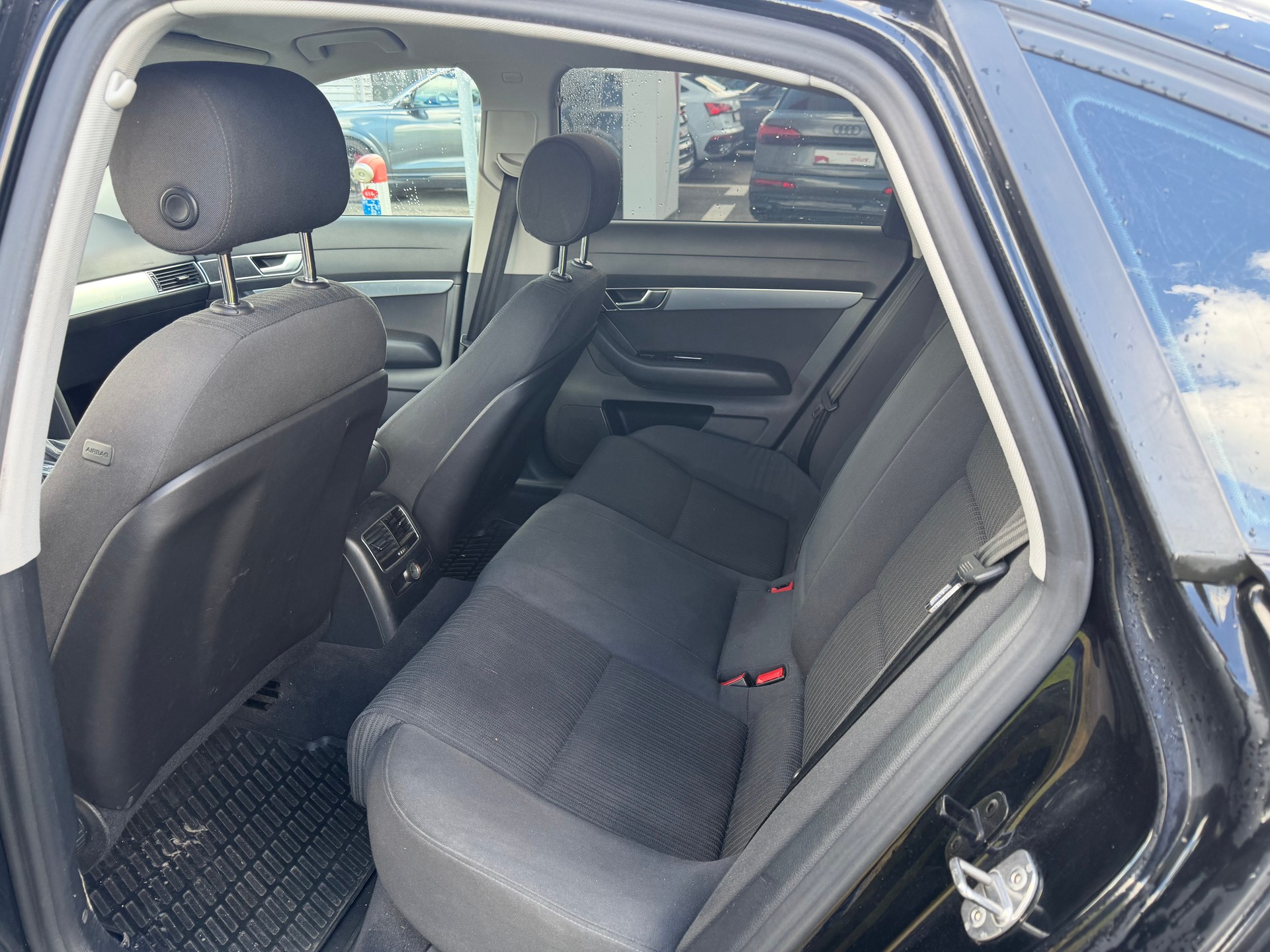 AUDI A6 Limousine 2.0T FSI-image-10