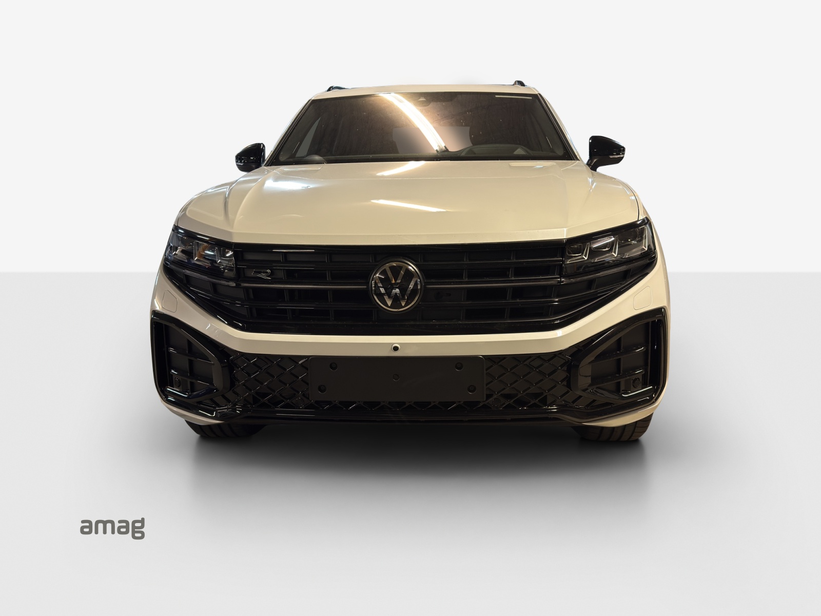 VW Touareg 3.0 TDI R-Line Final Edition Tiptronic-image-6
