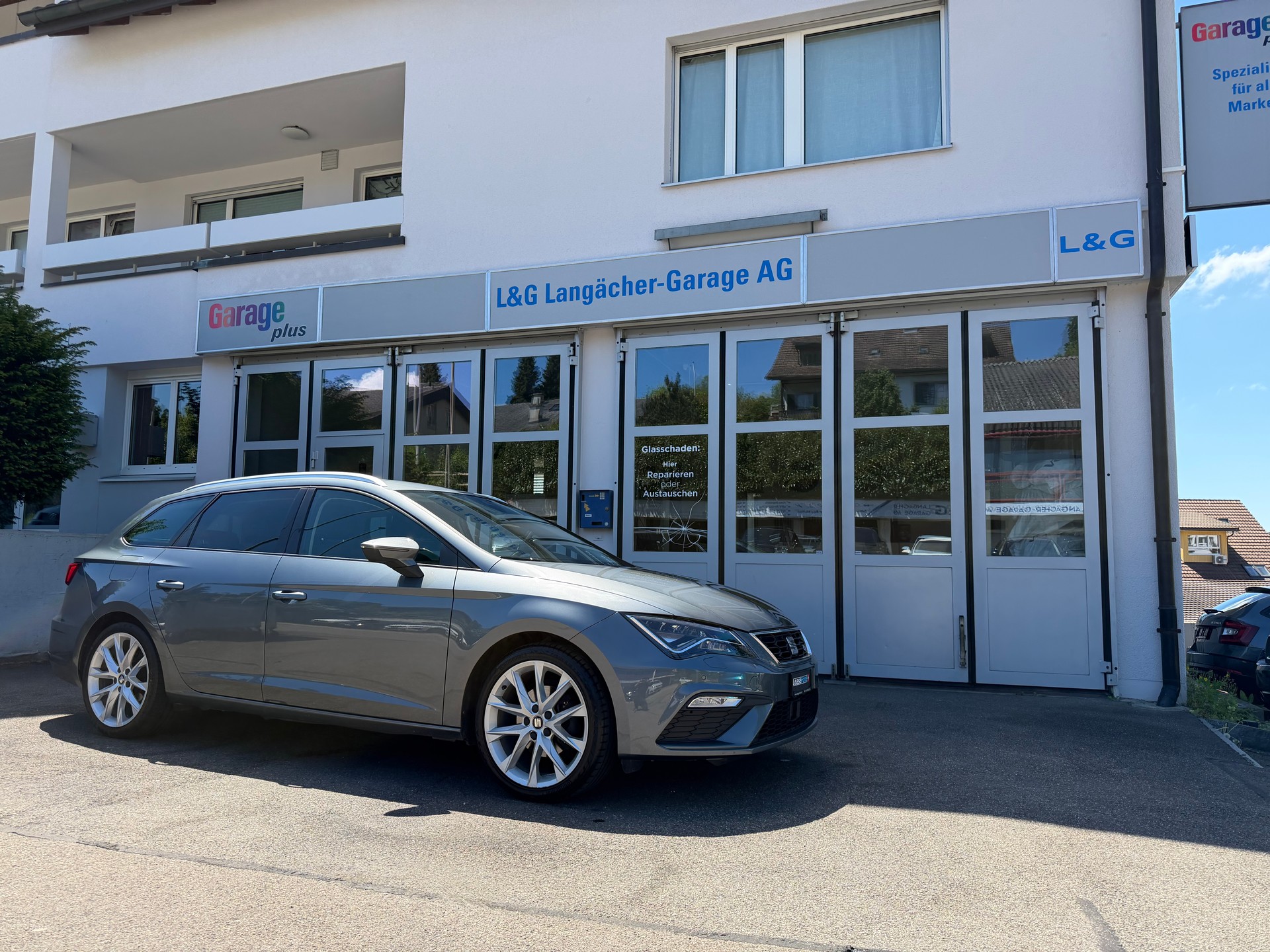 SEAT Leon ST 1.4 TSI ACT FR DSG-image-1